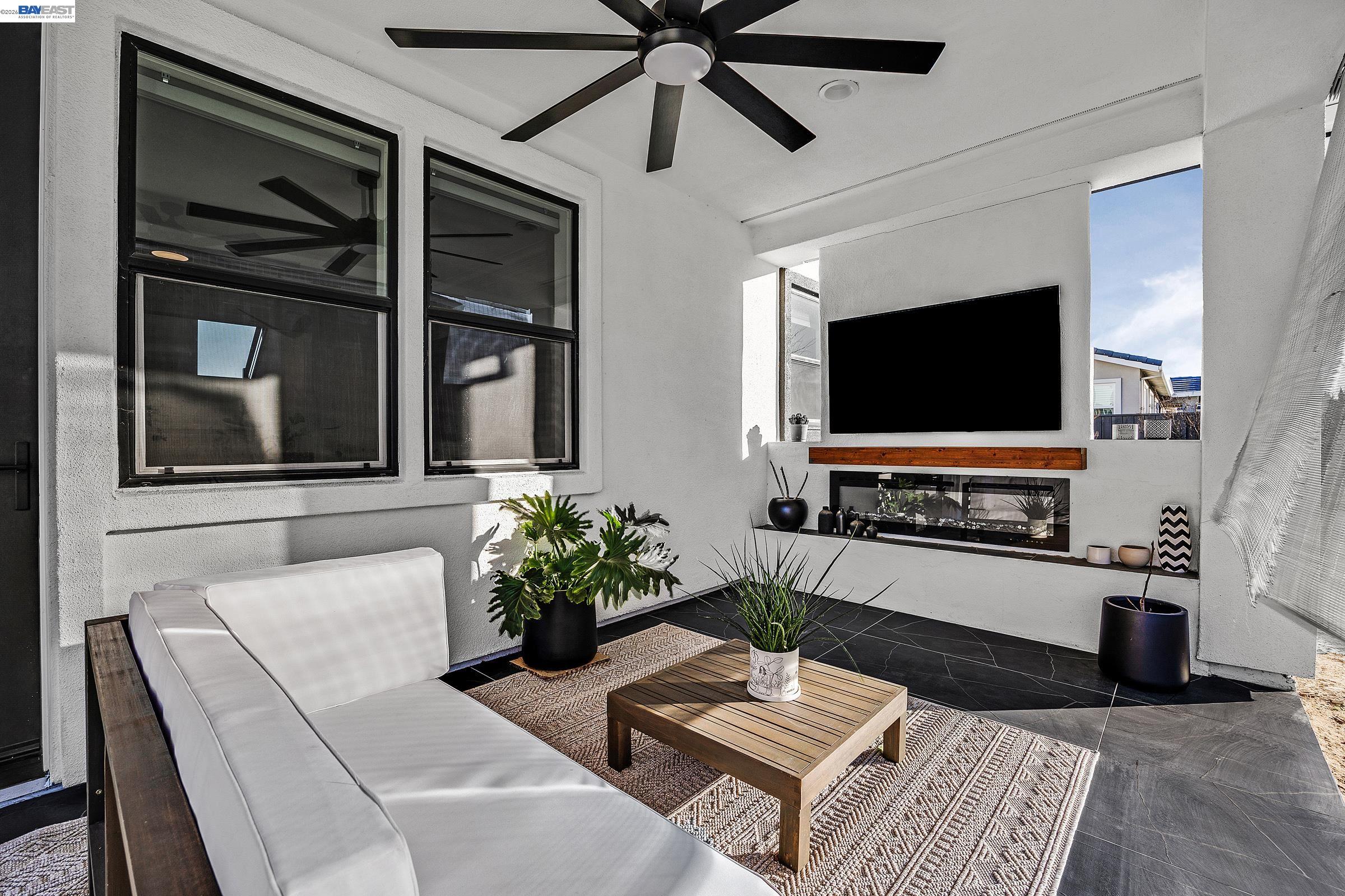 Detail Gallery Image 40 of 60 For 259 Eagle Nest Dr, Oakley,  CA 94561 - 5 Beds | 4/1 Baths