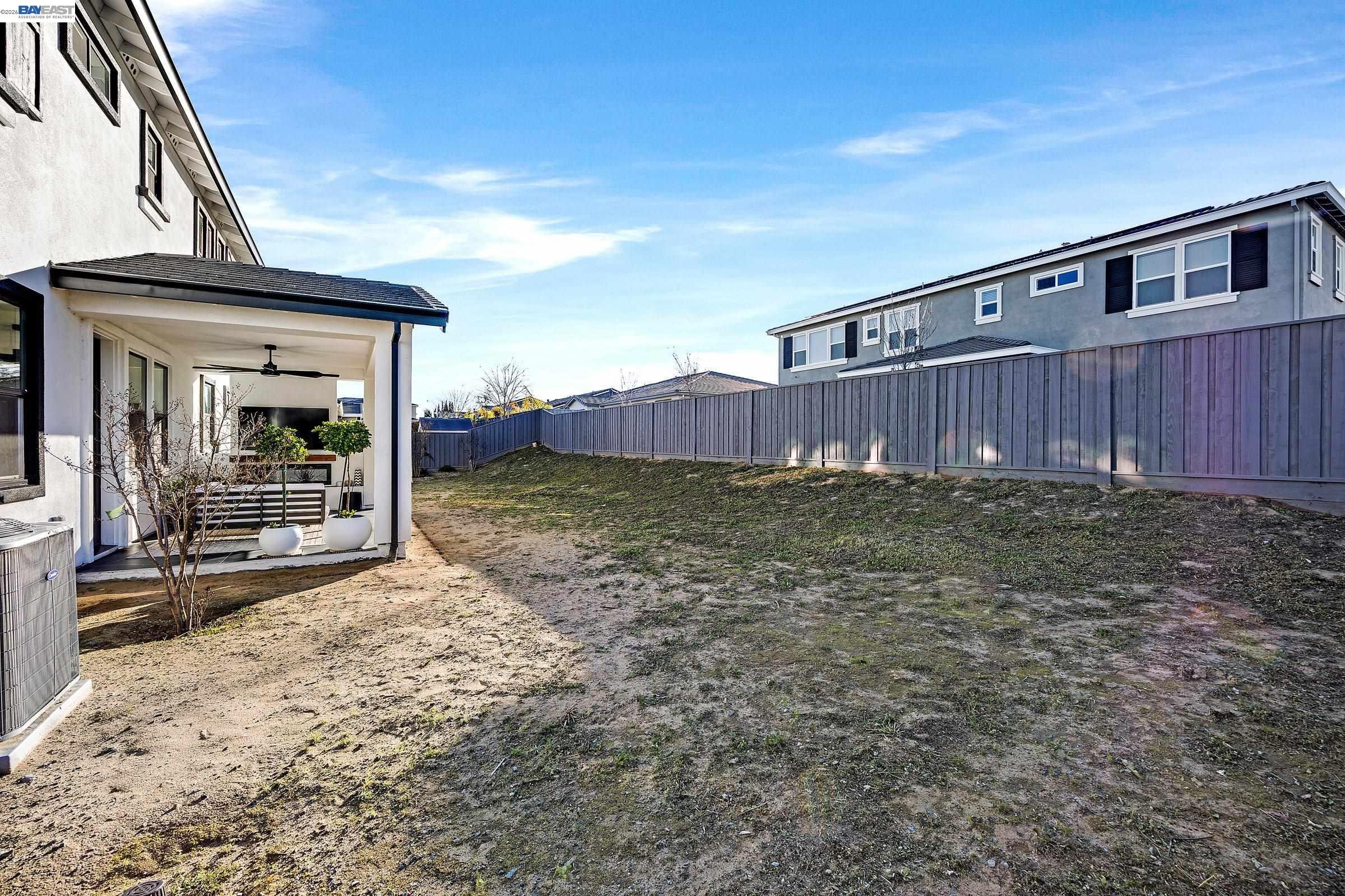 Detail Gallery Image 43 of 60 For 259 Eagle Nest Dr, Oakley,  CA 94561 - 5 Beds | 4/1 Baths