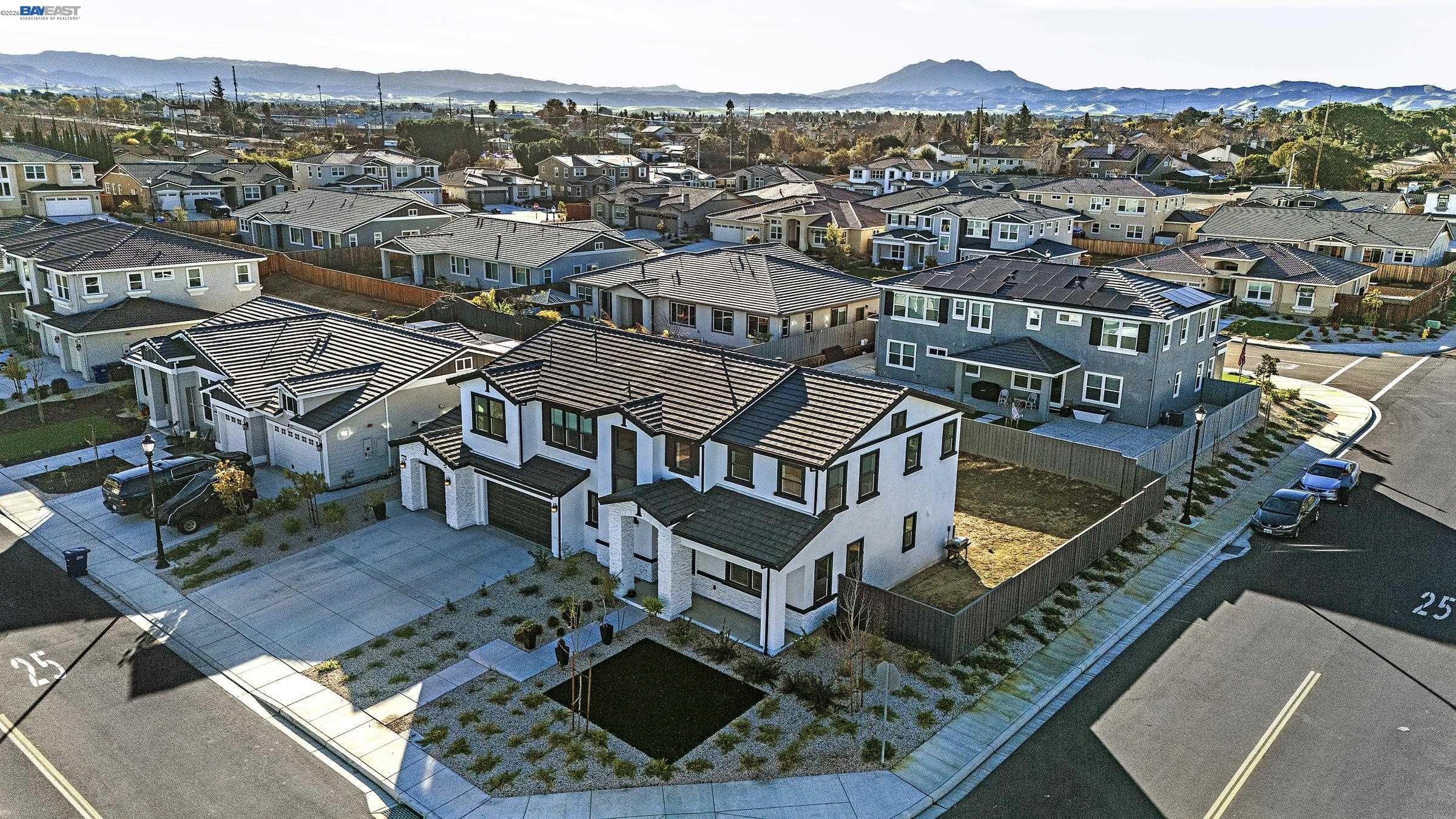 Detail Gallery Image 53 of 60 For 259 Eagle Nest Dr, Oakley,  CA 94561 - 5 Beds | 4/1 Baths