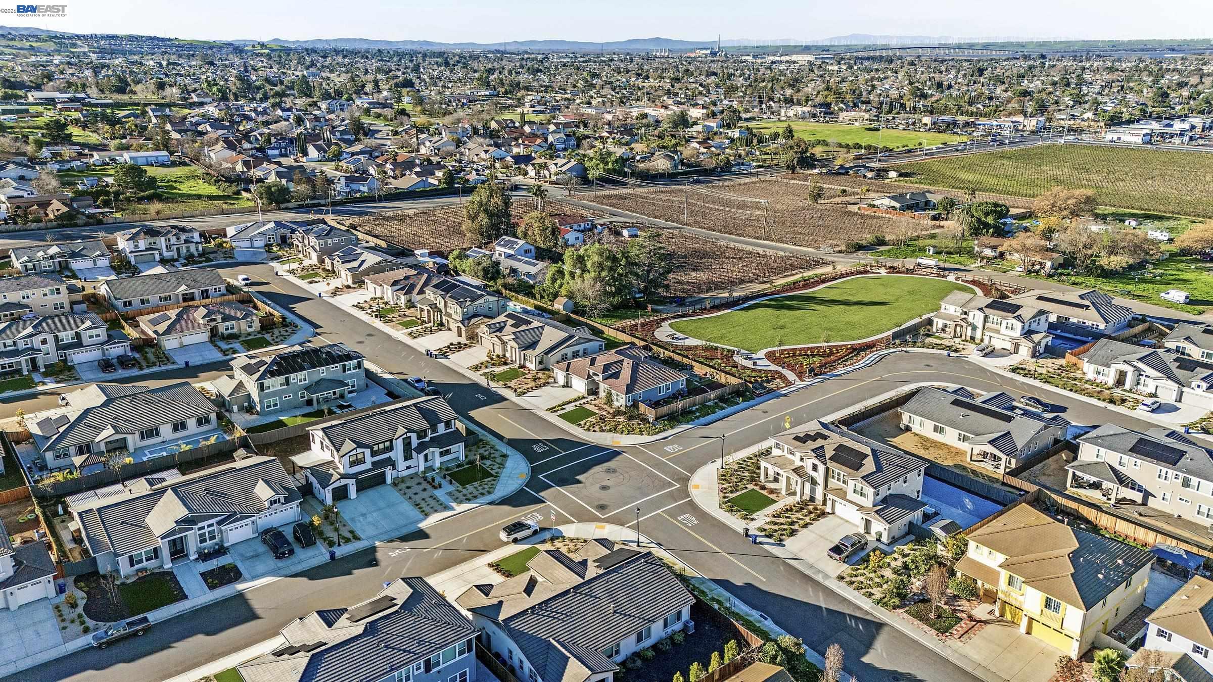 Detail Gallery Image 56 of 60 For 259 Eagle Nest Dr, Oakley,  CA 94561 - 5 Beds | 4/1 Baths