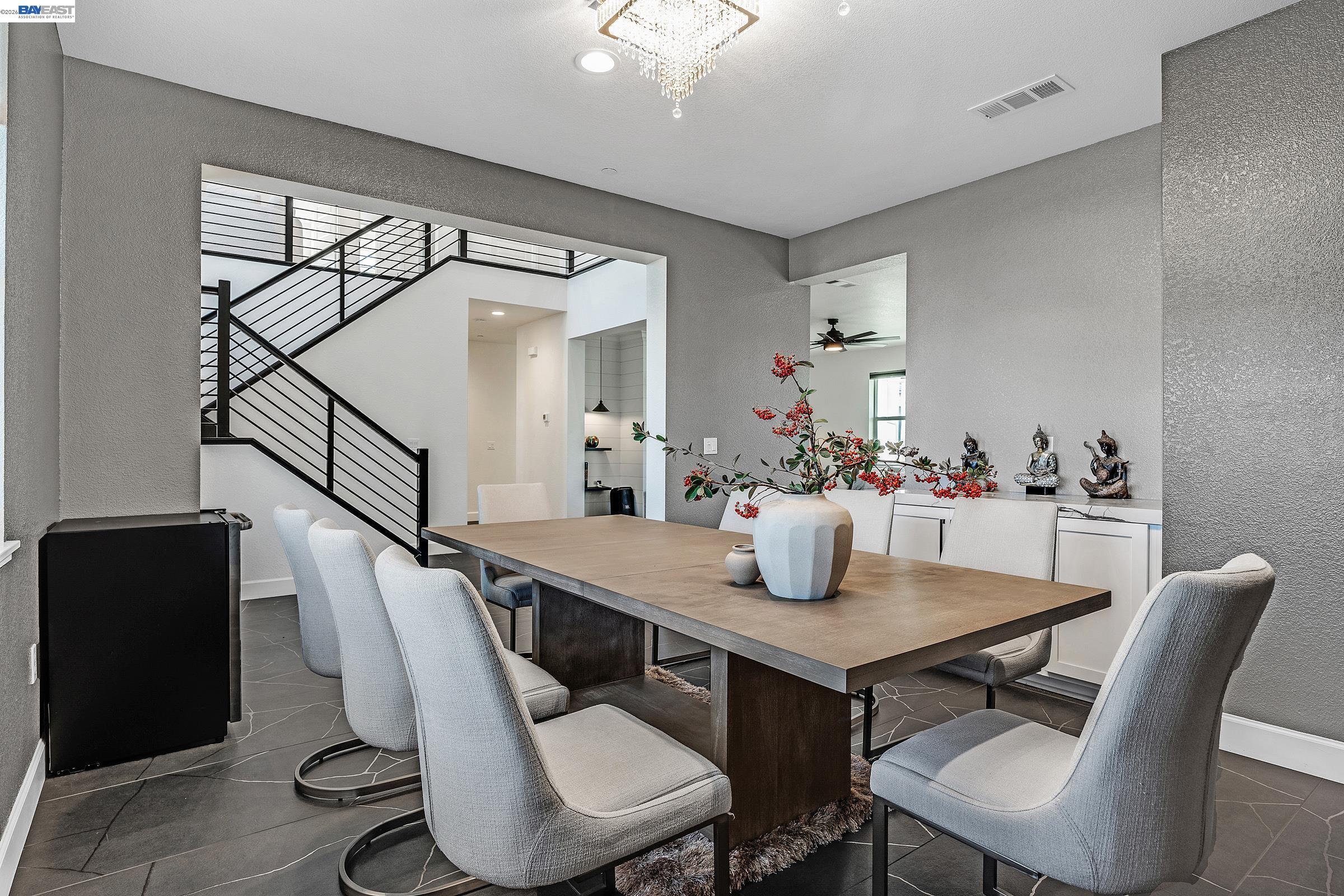 Detail Gallery Image 9 of 60 For 259 Eagle Nest Dr, Oakley,  CA 94561 - 5 Beds | 4/1 Baths