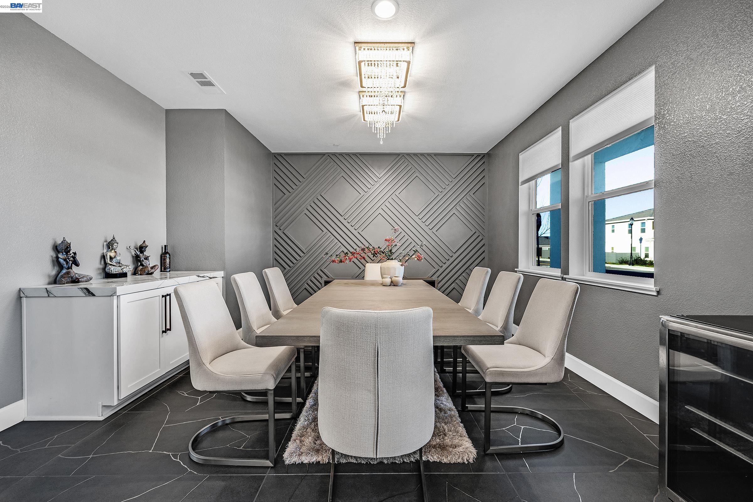 Detail Gallery Image 10 of 60 For 259 Eagle Nest Dr, Oakley,  CA 94561 - 5 Beds | 4/1 Baths