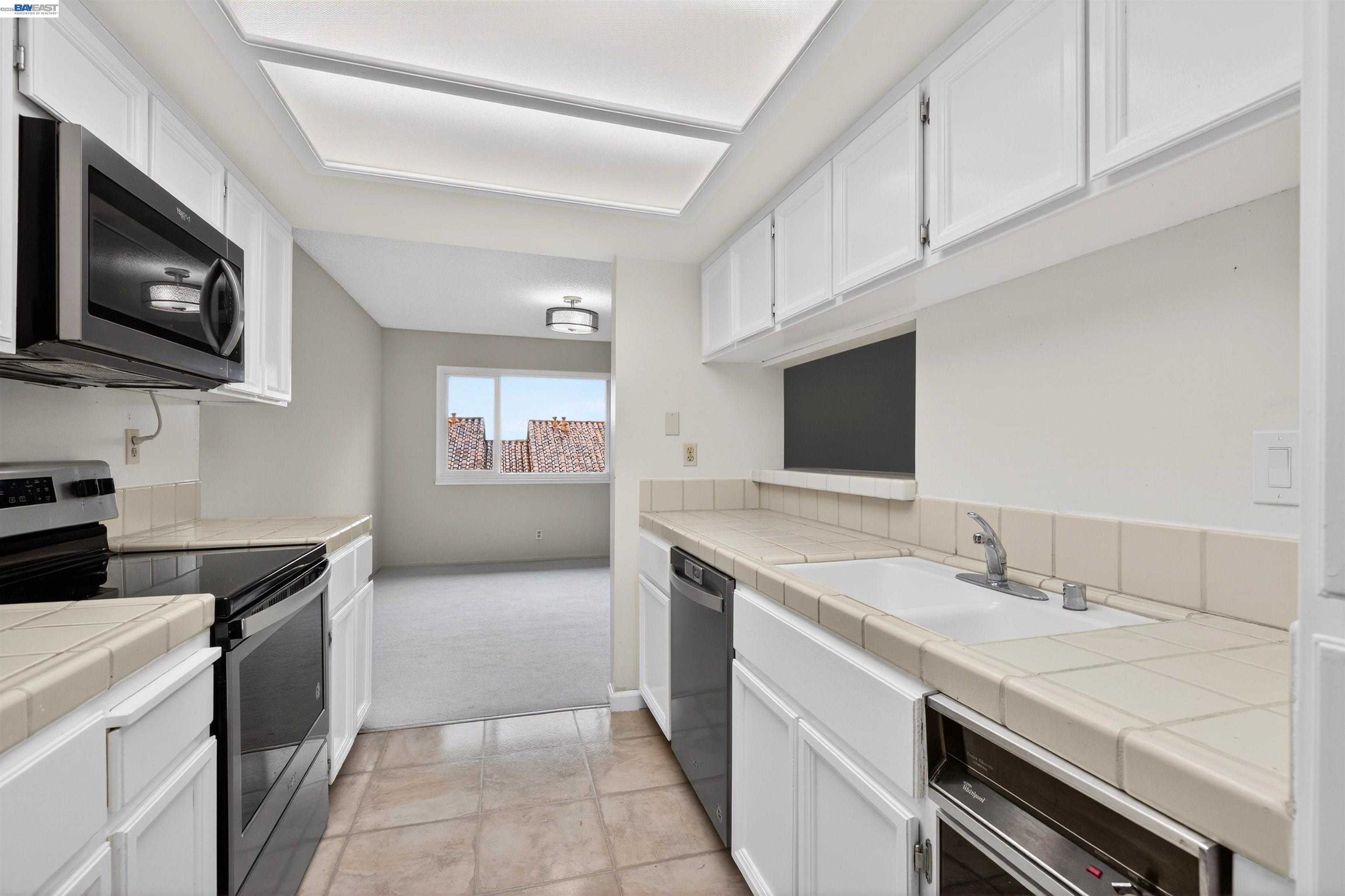 Photo #11: 41124858 Listing: Photo #11