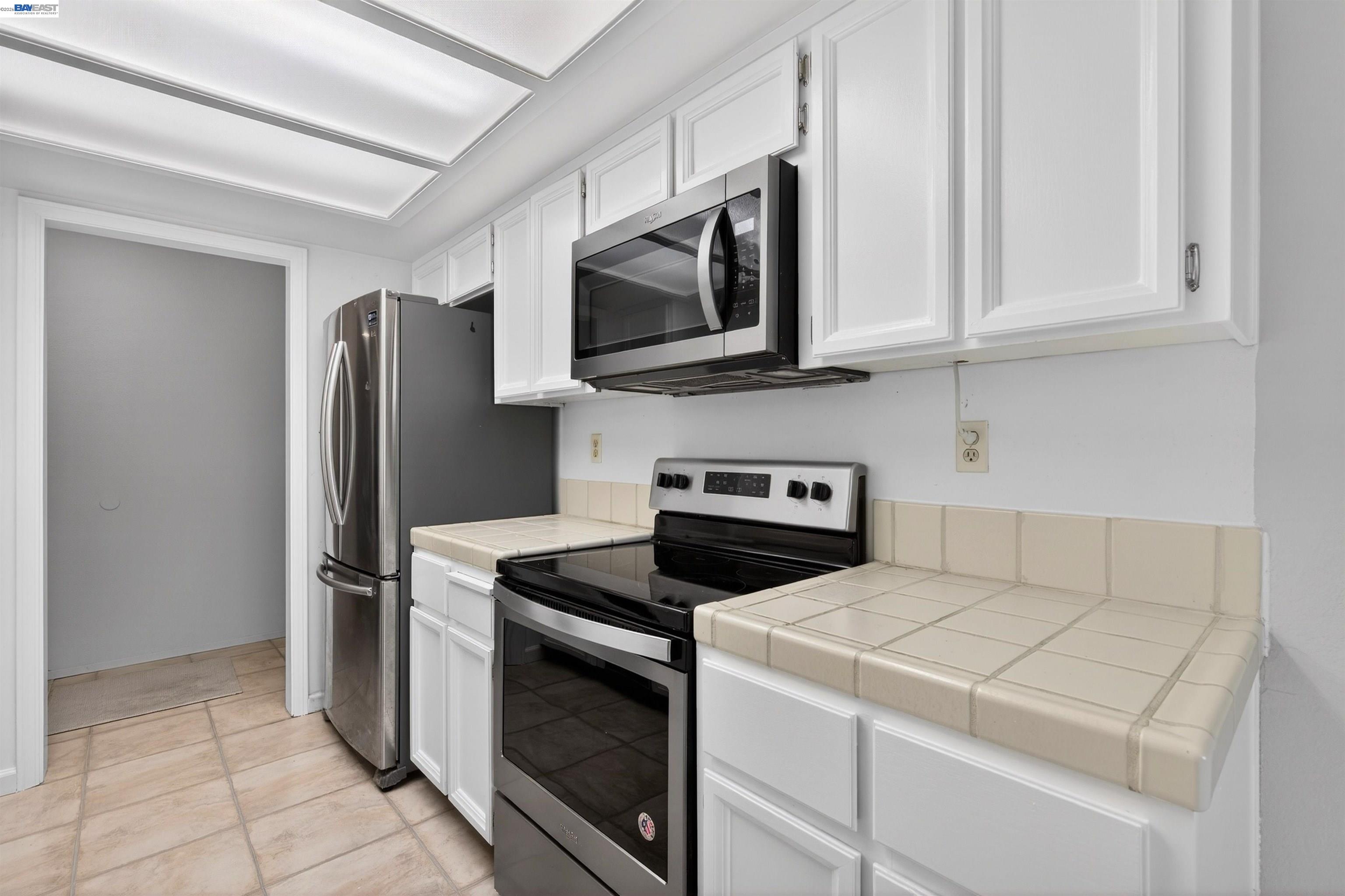 Photo #12: 41124858 Listing: Photo #12