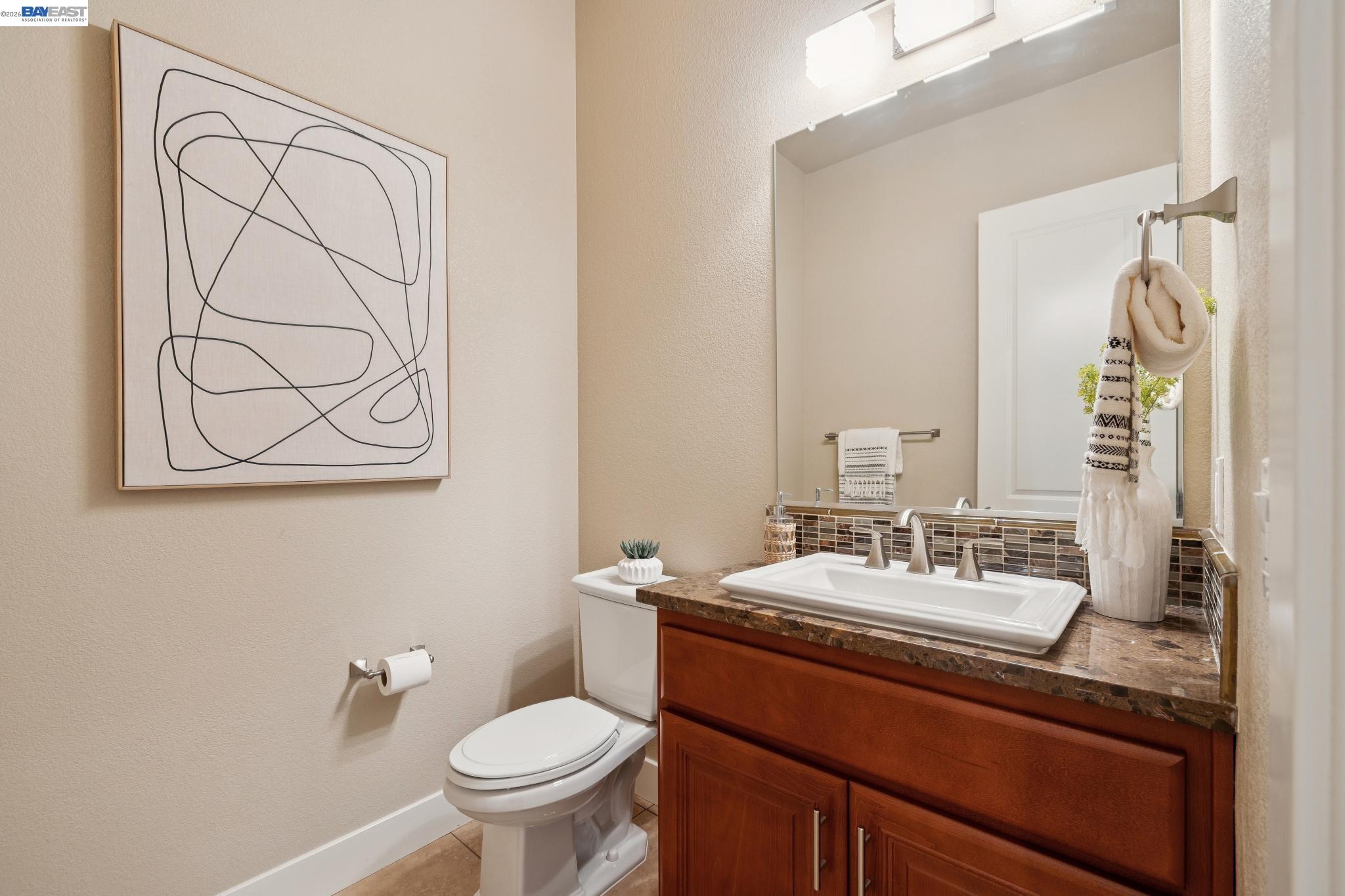 Detail Gallery Image 32 of 60 For 73 Stonebrae Rd, Hayward,  CA 94542 - 4 Beds | 4/1 Baths