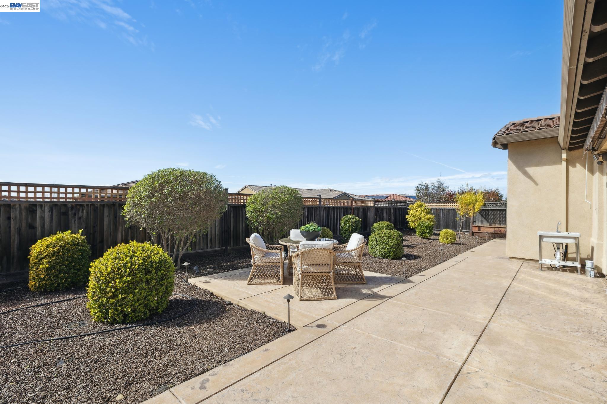 Detail Gallery Image 43 of 60 For 73 Stonebrae Rd, Hayward,  CA 94542 - 4 Beds | 4/1 Baths