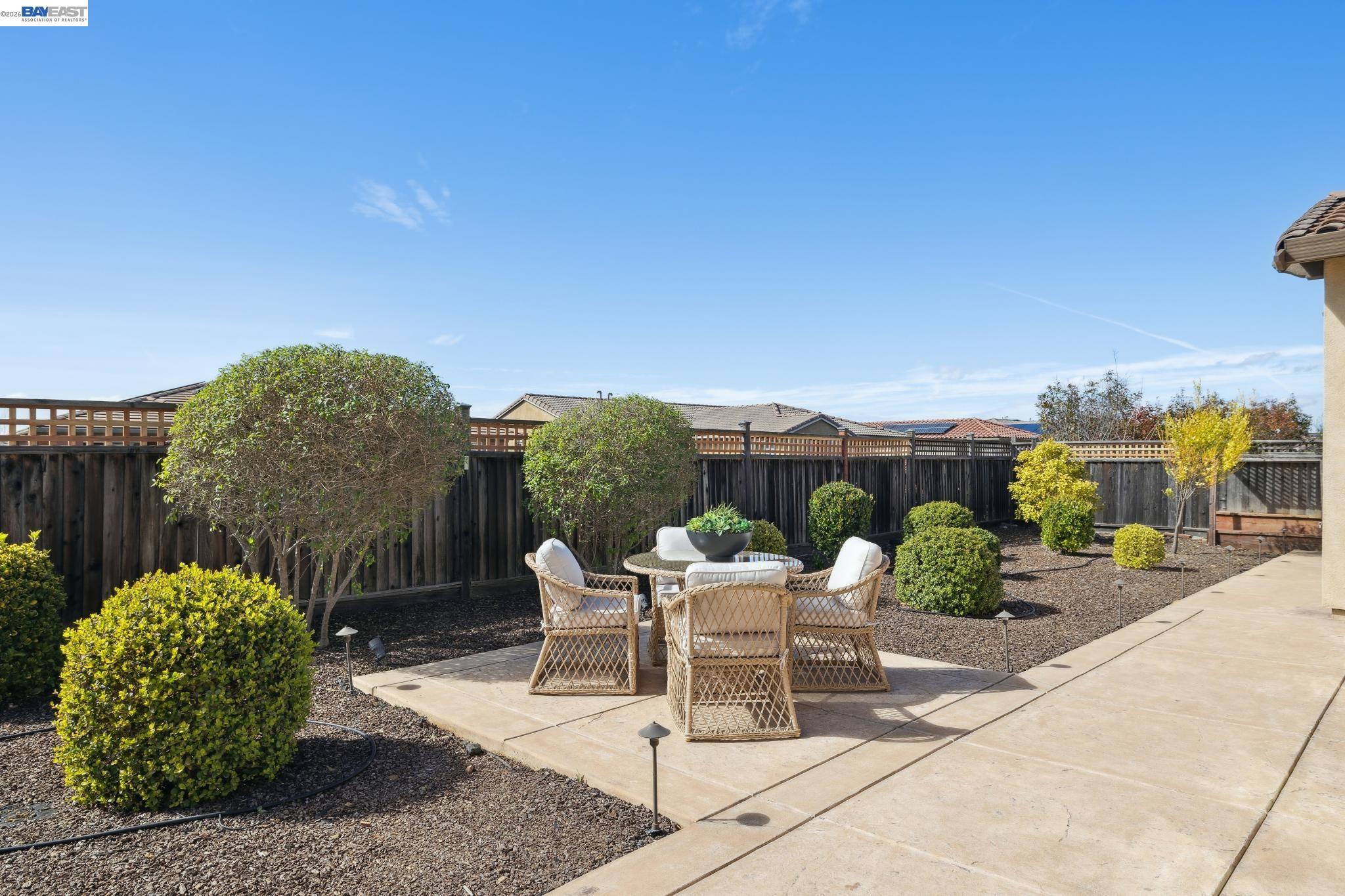 Detail Gallery Image 44 of 60 For 73 Stonebrae Rd, Hayward,  CA 94542 - 4 Beds | 4/1 Baths