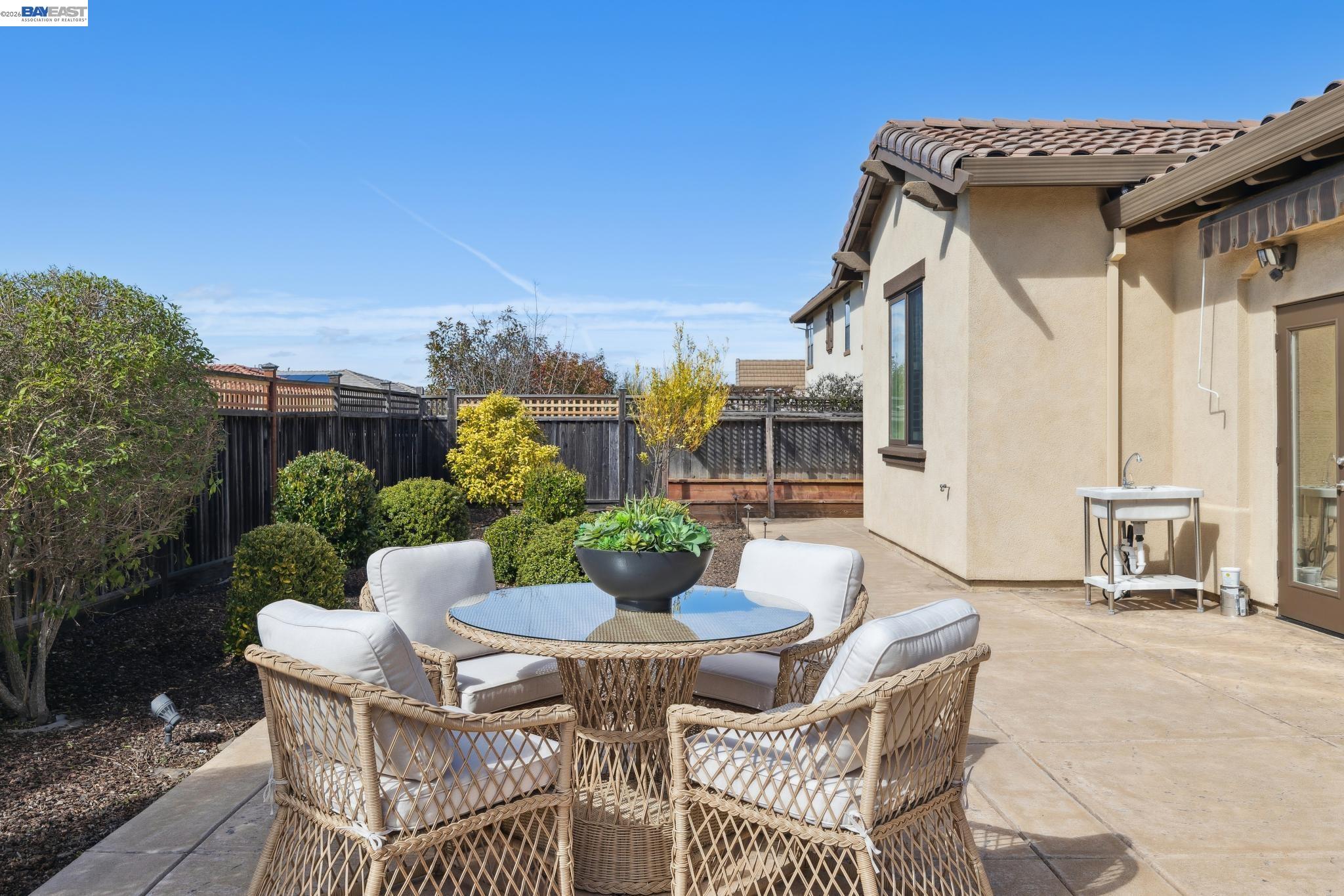 Detail Gallery Image 56 of 60 For 73 Stonebrae Rd, Hayward,  CA 94542 - 4 Beds | 4/1 Baths