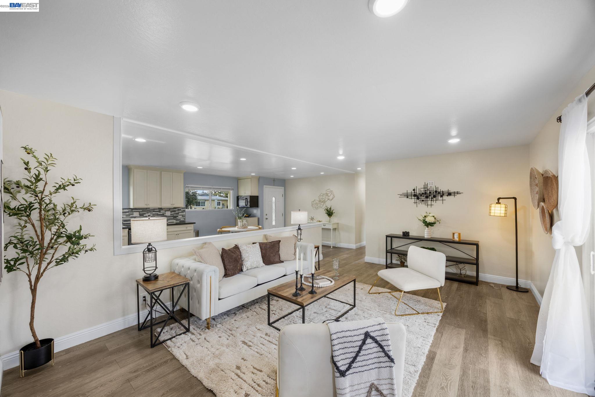 Detail Gallery Image 7 of 33 For 6435 Normandy Drive, Newark,  CA 94560 - 4 Beds | 3 Baths