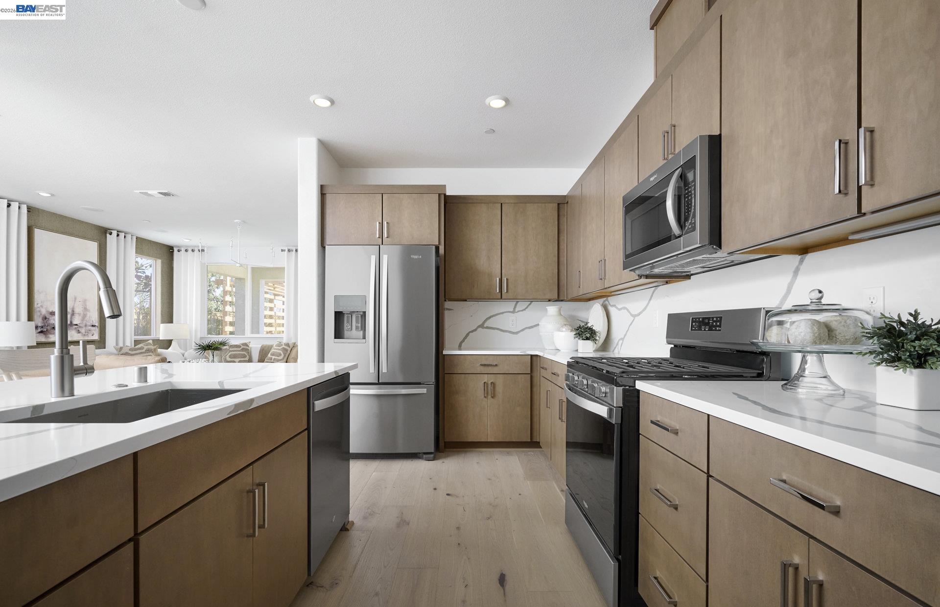 Detail Gallery Image 1 of 13 For 17906 Glen Arbor Way, Lathrop,  CA 95330 - 2 Beds | 2 Baths