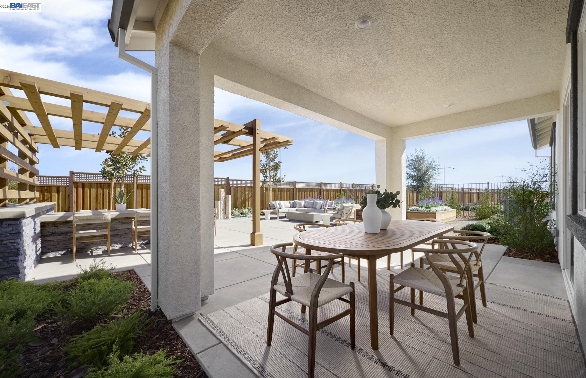 Detail Gallery Image 4 of 13 For 17906 Glen Arbor Way, Lathrop,  CA 95330 - 2 Beds | 2 Baths