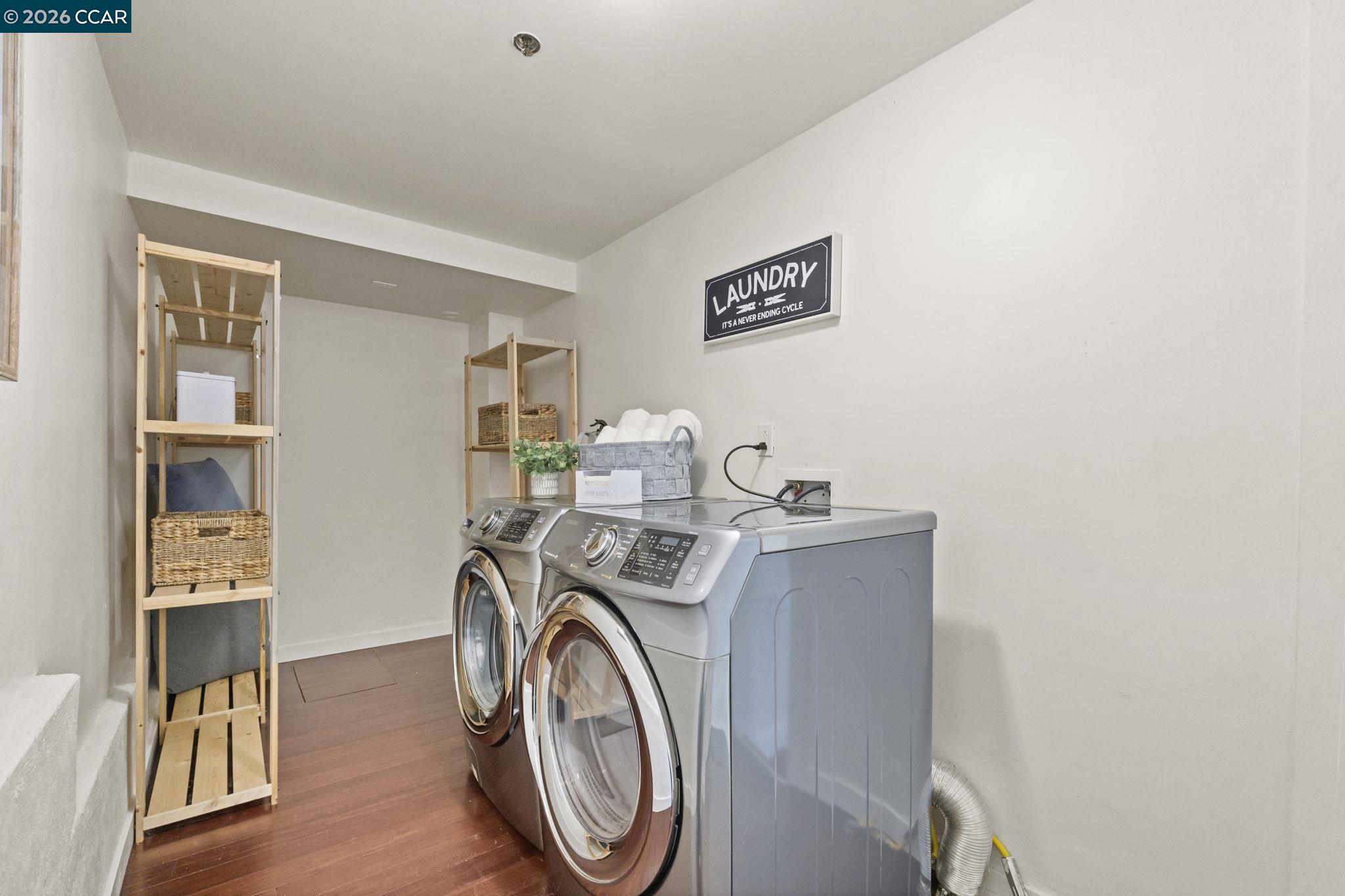 Detail Gallery Image 24 of 58 For 6165 Doncaster Pl, Oakland,  CA 94611 - 4 Beds | 3/1 Baths