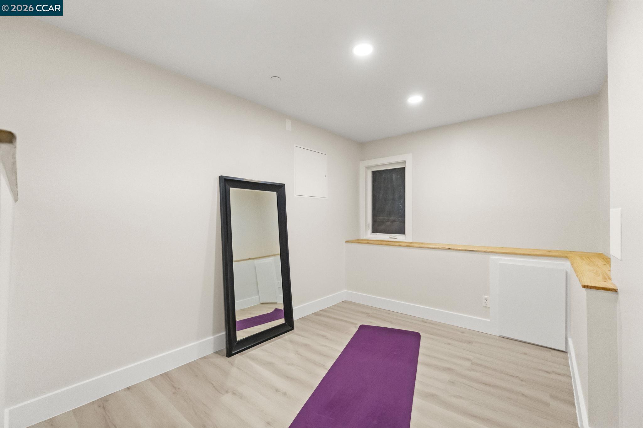 Detail Gallery Image 55 of 58 For 6165 Doncaster Pl, Oakland,  CA 94611 - 4 Beds | 3/1 Baths