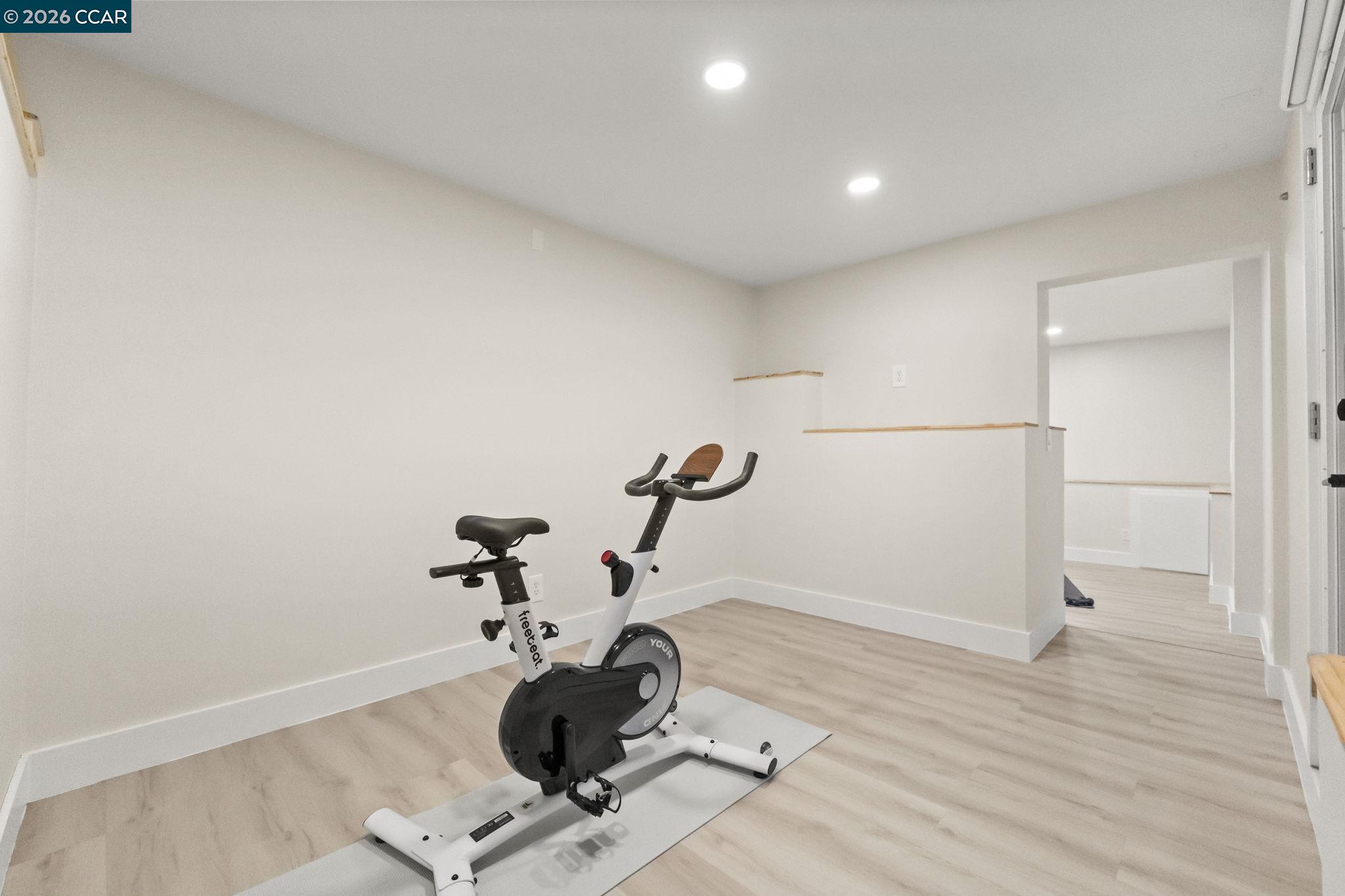 Detail Gallery Image 56 of 58 For 6165 Doncaster Pl, Oakland,  CA 94611 - 4 Beds | 3/1 Baths