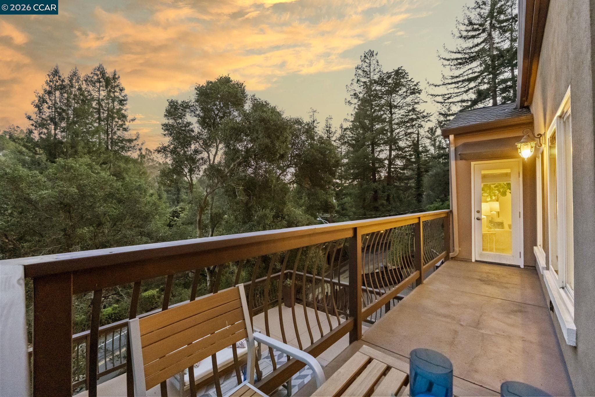 Detail Gallery Image 57 of 58 For 6165 Doncaster Pl, Oakland,  CA 94611 - 4 Beds | 3/1 Baths