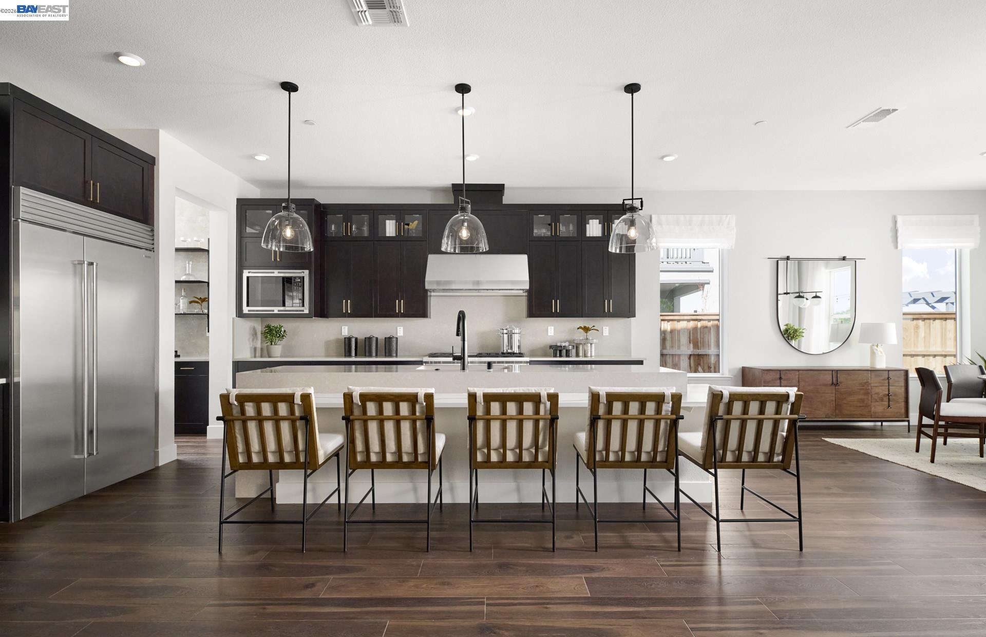 Detail Gallery Image 4 of 14 For 18732 Back Bay Drive, Lathrop,  CA 95330 - 5 Beds | 5/1 Baths