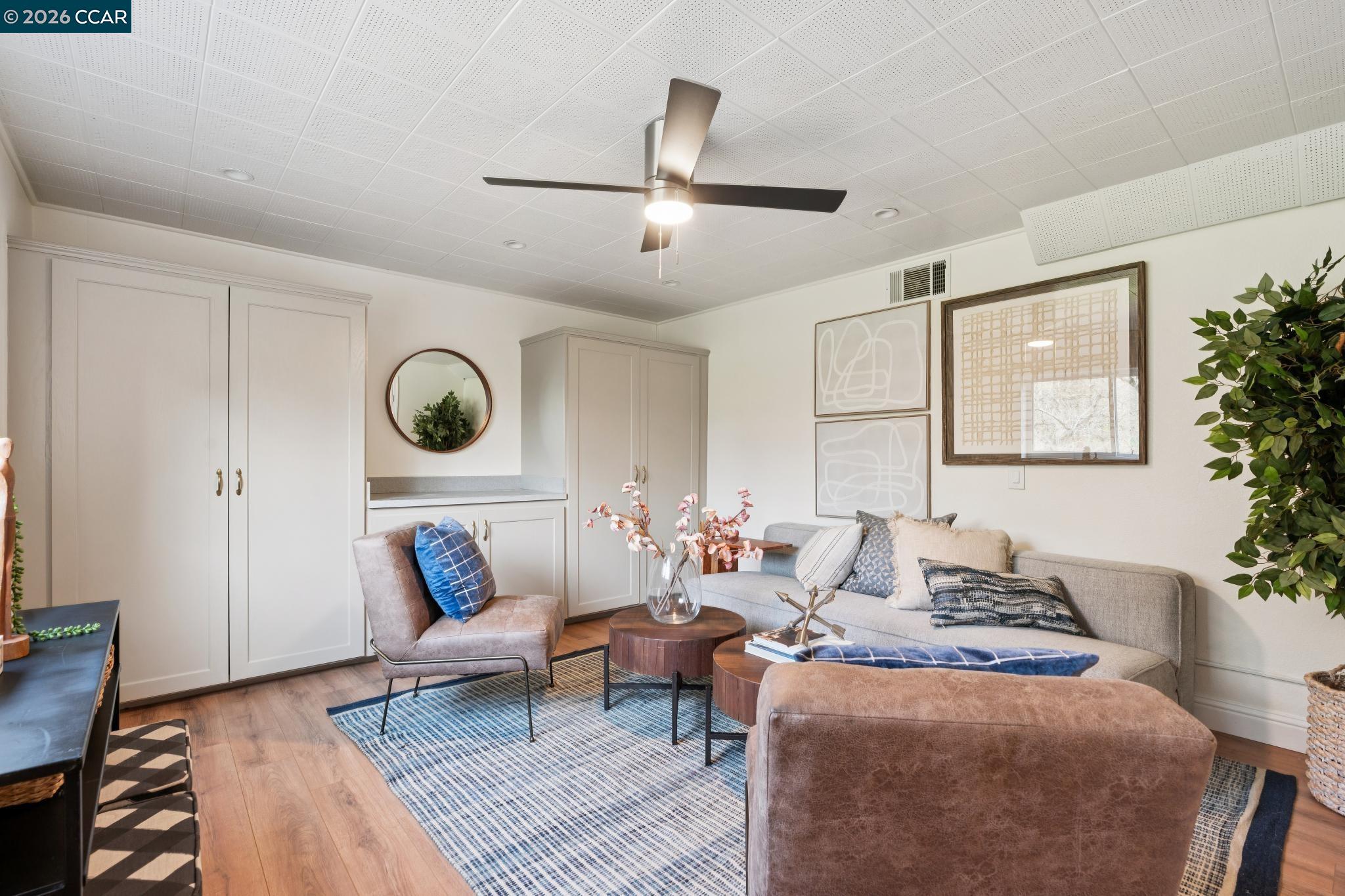 Detail Gallery Image 23 of 34 For 1315 El Curtola, Lafayette,  CA 94549 - 3 Beds | 2 Baths