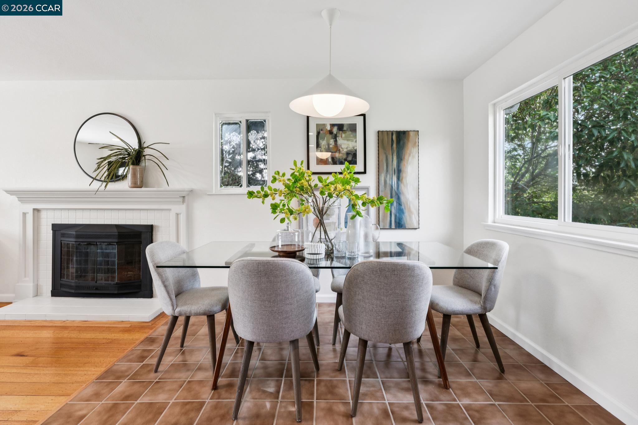 Detail Gallery Image 6 of 34 For 1315 El Curtola, Lafayette,  CA 94549 - 3 Beds | 2 Baths