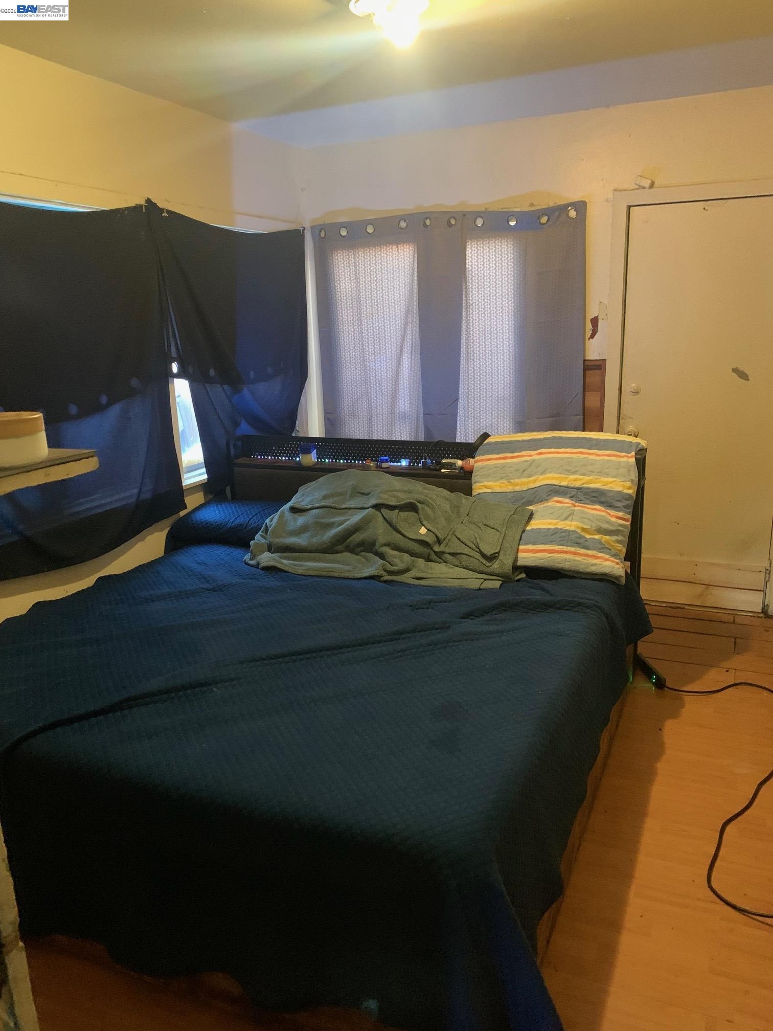 Detail Gallery Image 8 of 19 For 7333 Lockwood St, Oakland,  CA 94621 - – Beds | – Baths