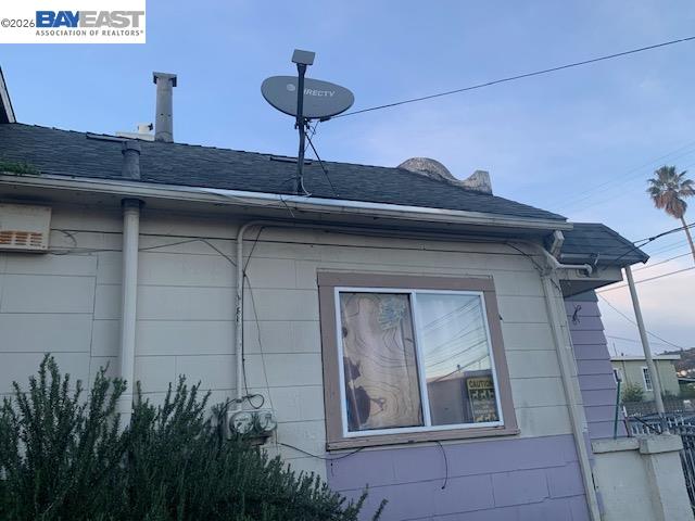 Detail Gallery Image 10 of 19 For 7333 Lockwood St, Oakland,  CA 94621 - – Beds | – Baths