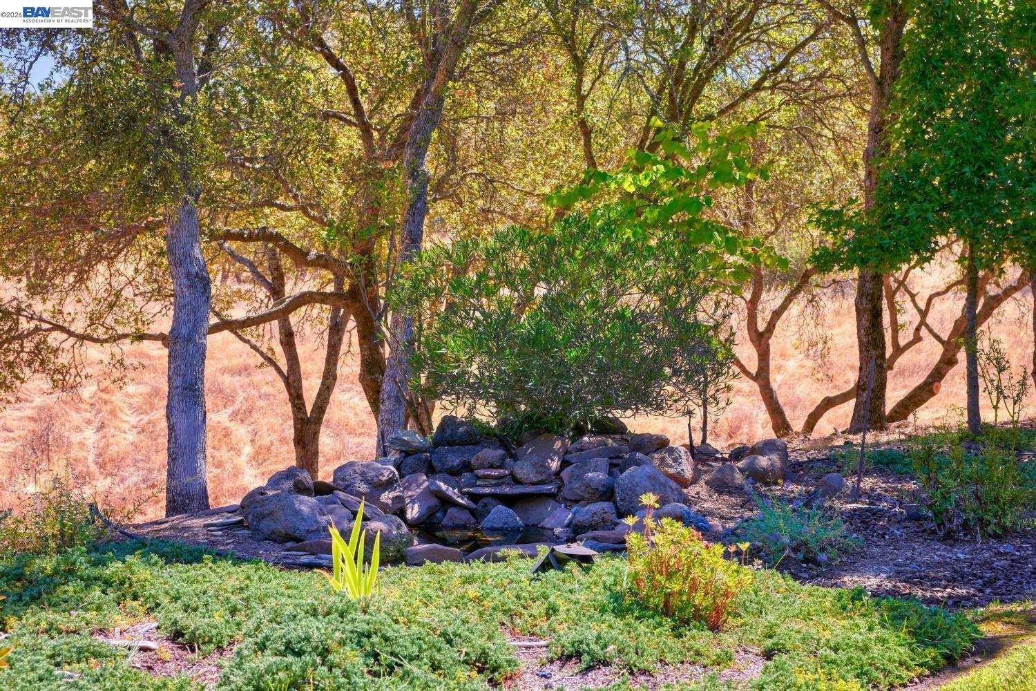 Detail Gallery Image 25 of 41 For 8 Rock Ridge Ct, Copperopolis,  CA 95228 - 2 Beds | 2 Baths