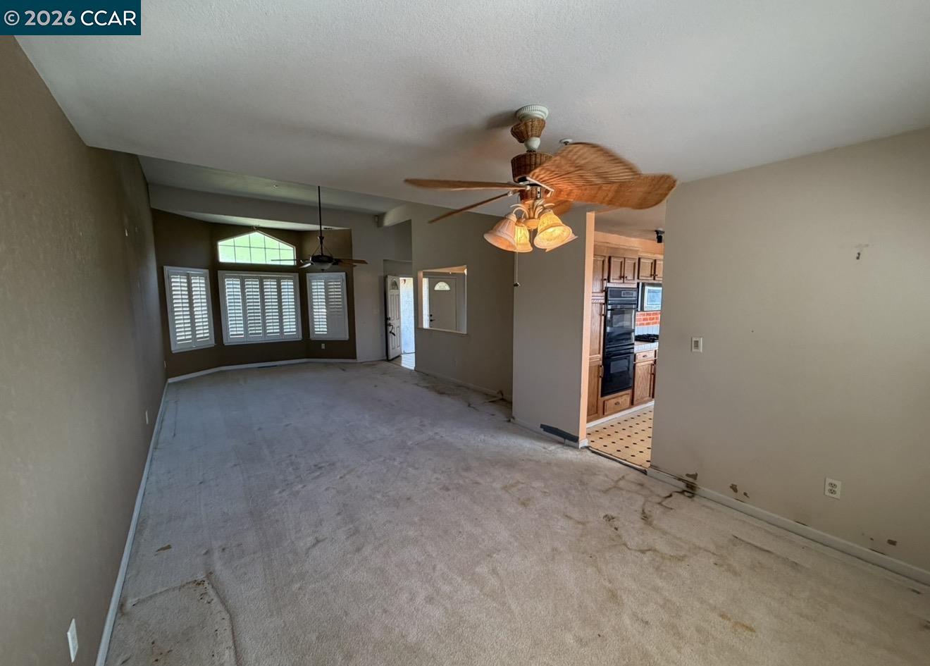 Detail Gallery Image 9 of 18 For 418 Highland Ct, Concord,  CA 94520 - 4 Beds | 3 Baths