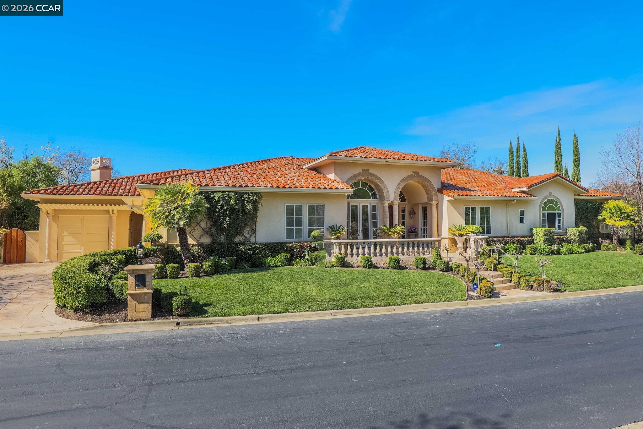 Detail Gallery Image 4 of 54 For 2451 Diablo Ranch Place, Danville,  CA 94506 - 4 Beds | 3/1 Baths