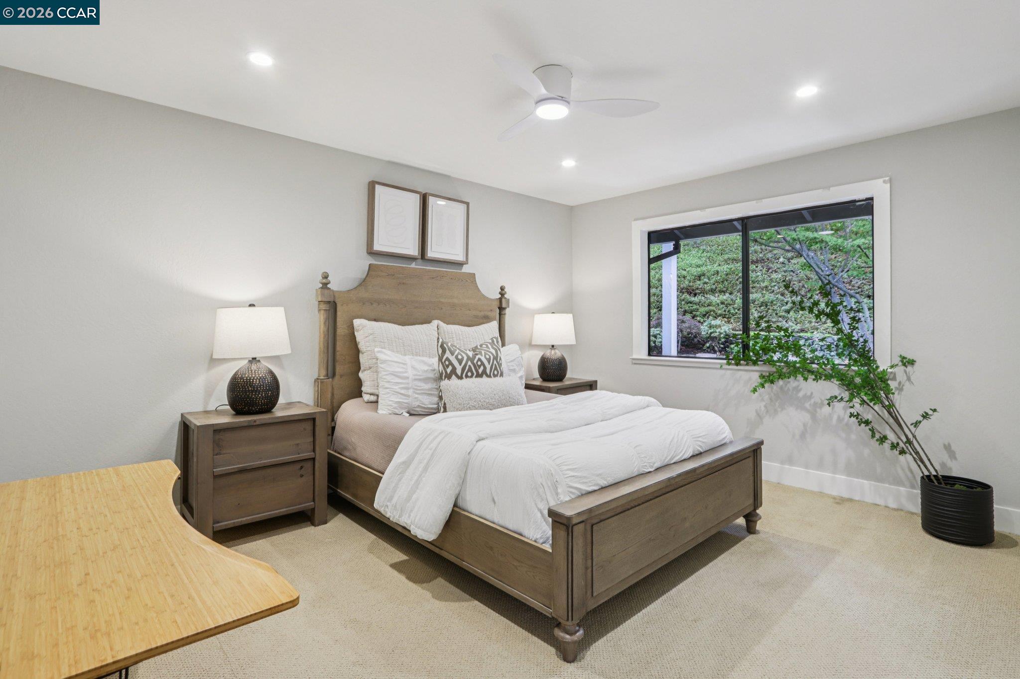 Detail Gallery Image 24 of 55 For 858 Mountain View Dr, Lafayette,  CA 94549 - 6 Beds | 4/1 Baths