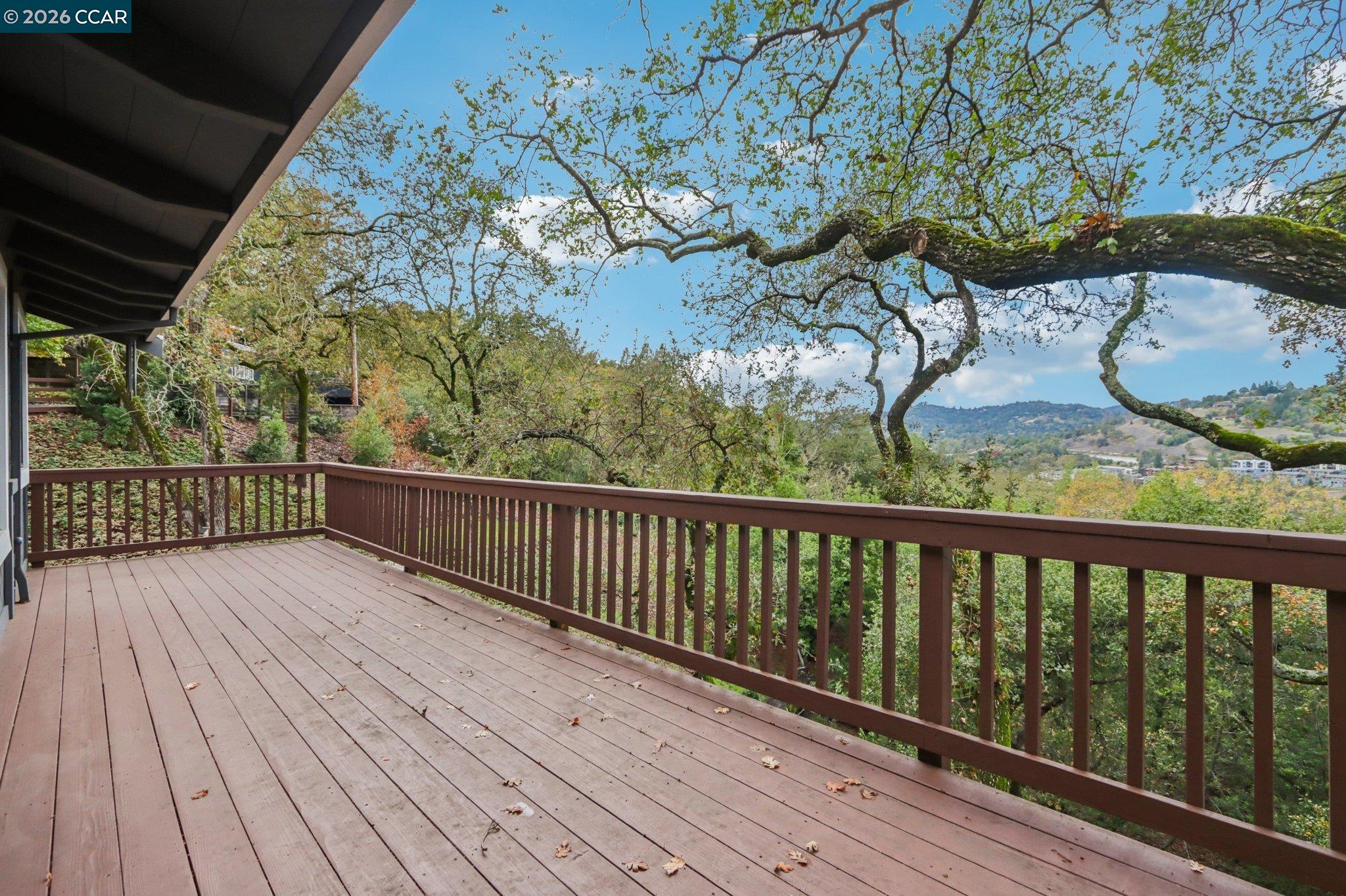 Detail Gallery Image 43 of 55 For 858 Mountain View Dr, Lafayette,  CA 94549 - 6 Beds | 4/1 Baths