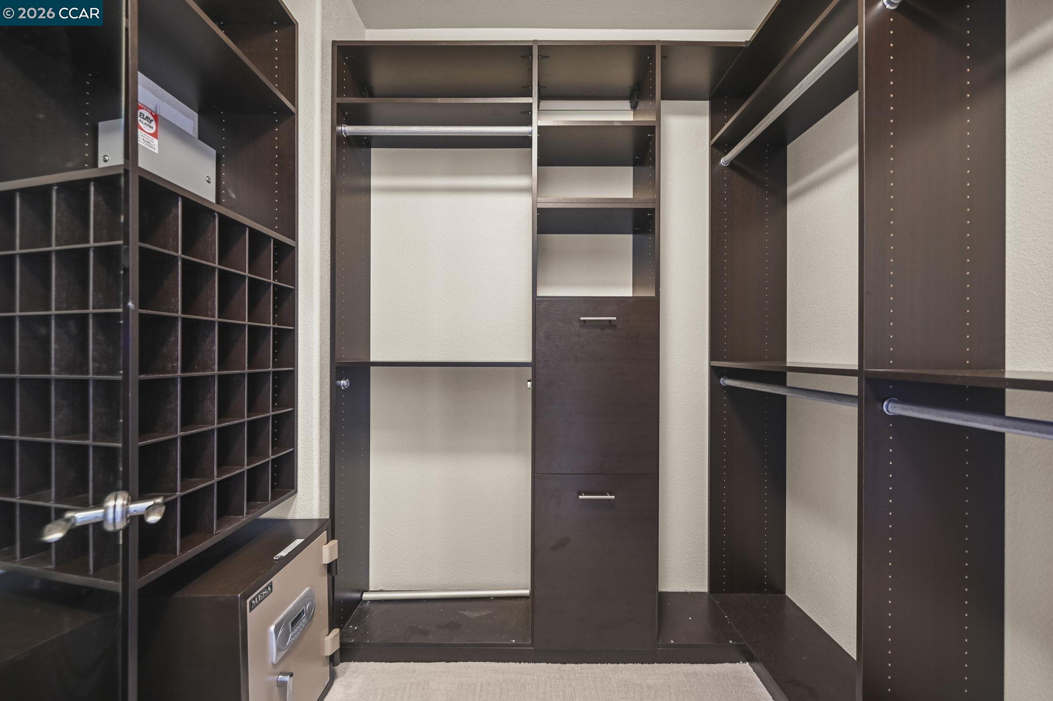 Detail Gallery Image 25 of 38 For 908 Gibson Ct, Alamo,  CA 94507 - 5 Beds | 4 Baths