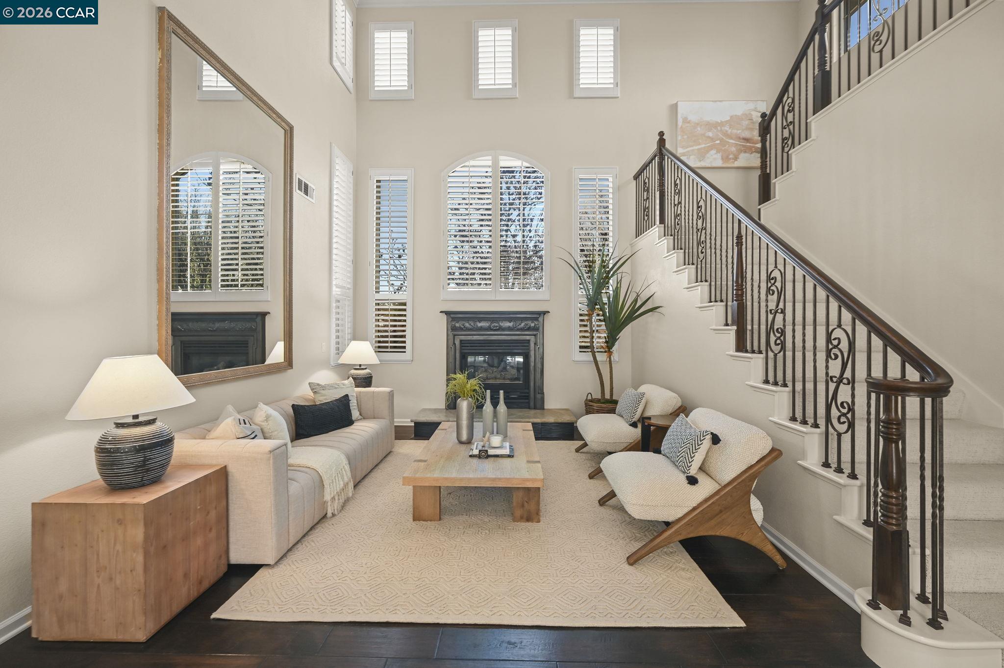 Detail Gallery Image 8 of 38 For 908 Gibson Ct, Alamo,  CA 94507 - 5 Beds | 4 Baths