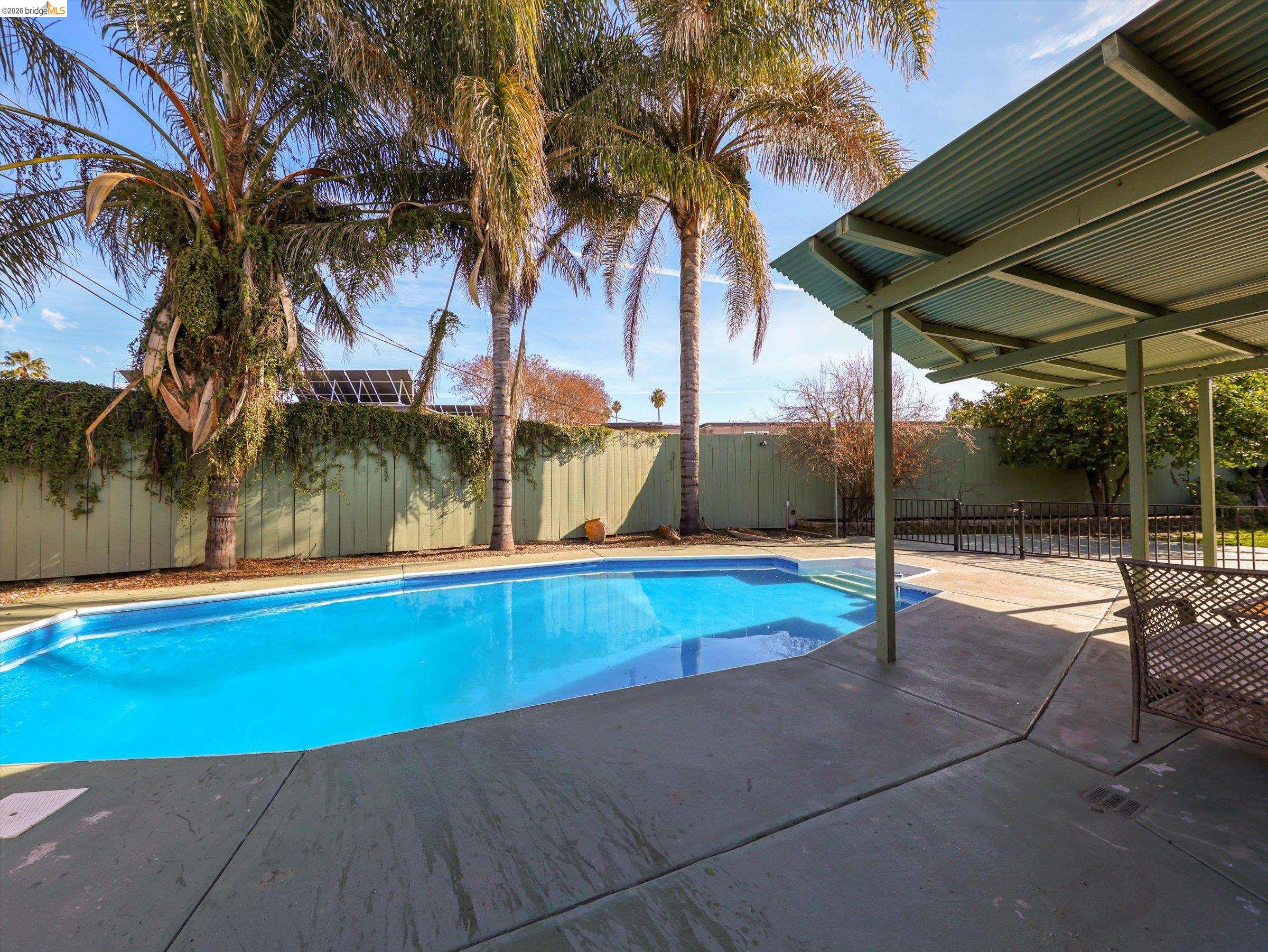 Front Image Thumbnail for EB41124885