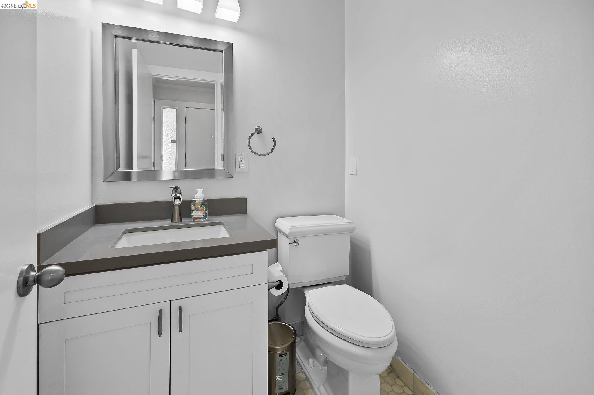 Detail Gallery Image 20 of 37 For 3415 La Selva St, San Mateo,  CA 94403 - 2 Beds | 1/1 Baths
