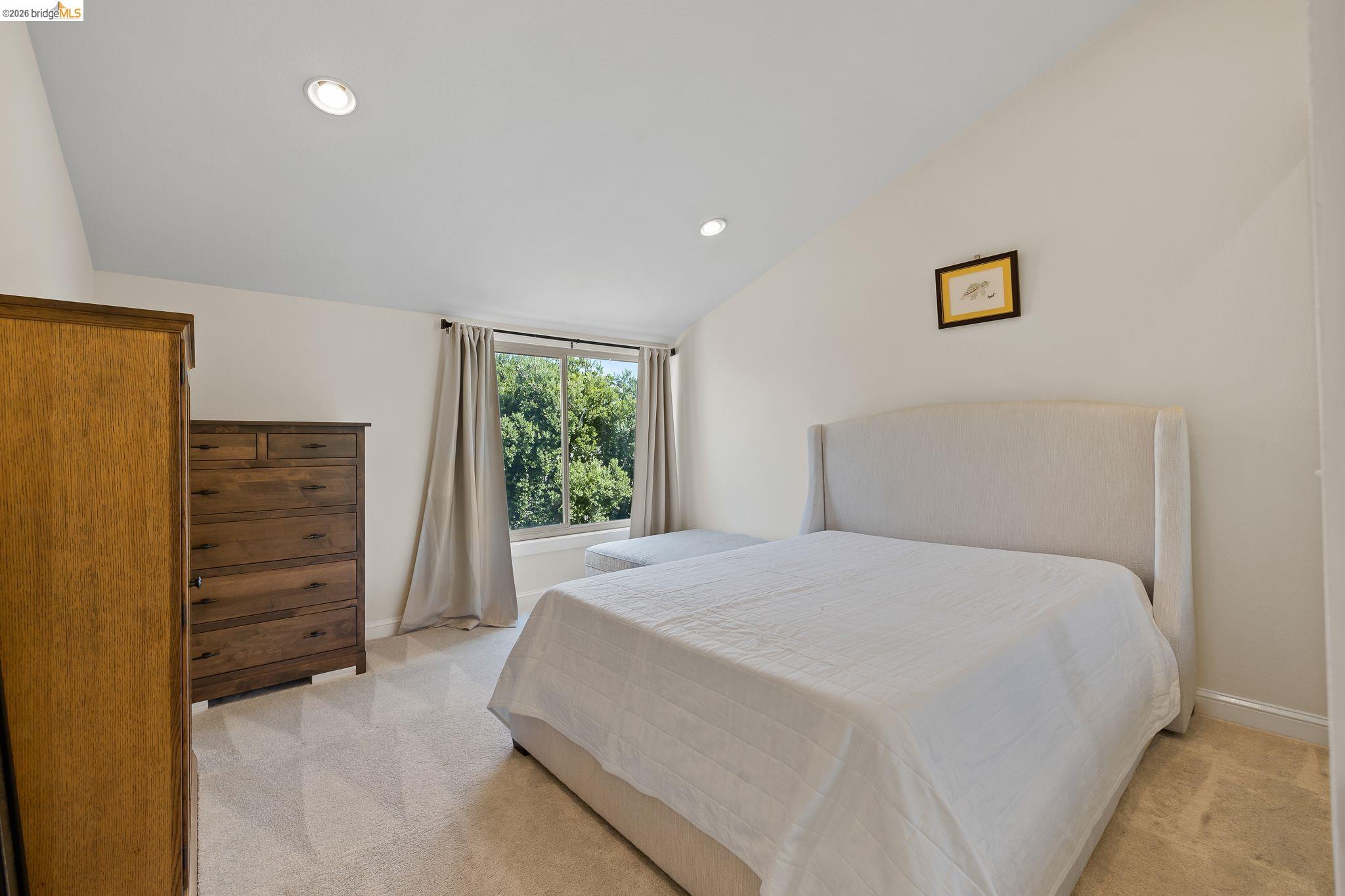 Detail Gallery Image 31 of 37 For 3415 La Selva St, San Mateo,  CA 94403 - 2 Beds | 1/1 Baths