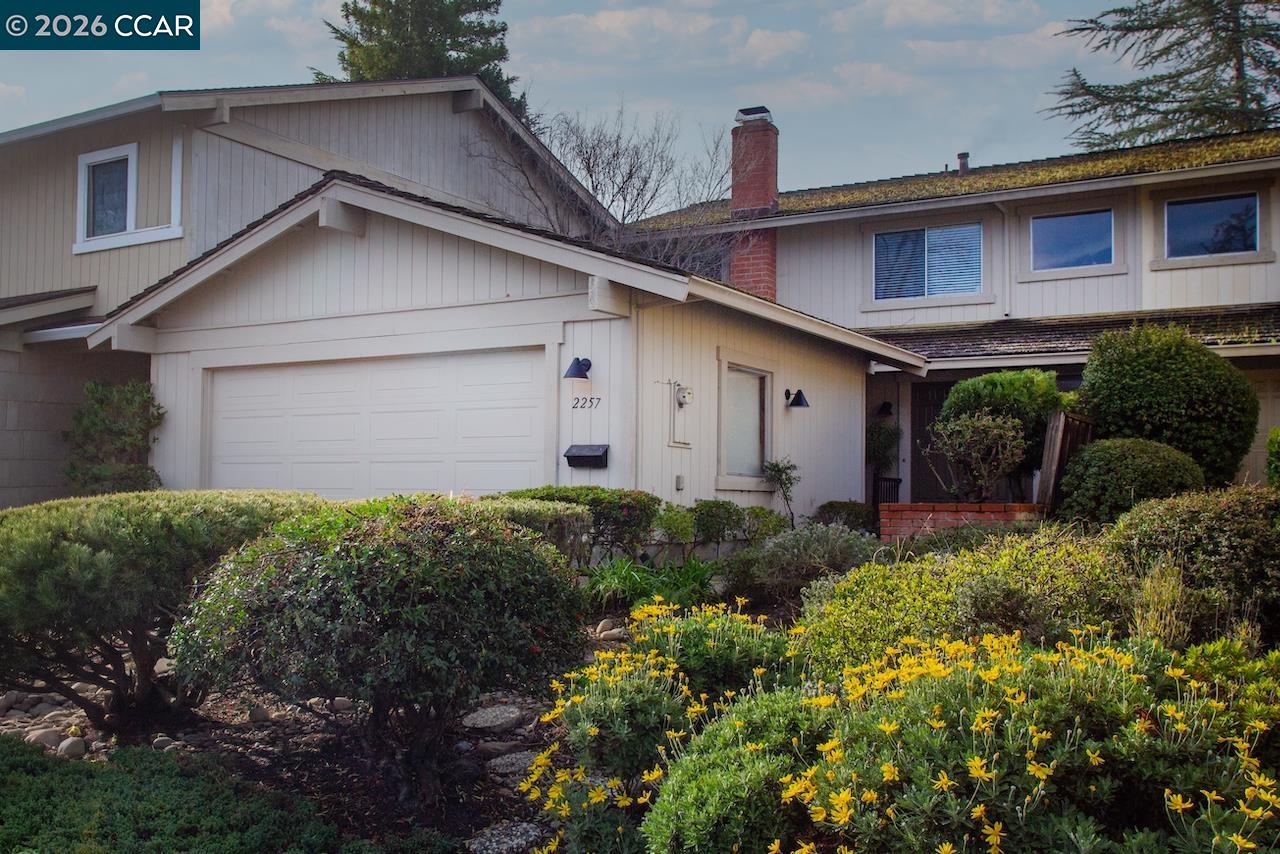 Photo #2: 41124887 Listing: Photo #2