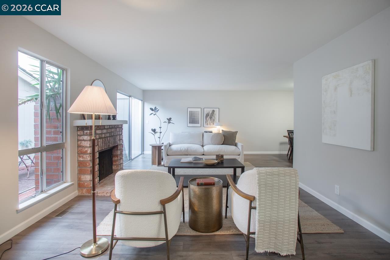 Photo #5: 41124887 Listing: Photo #5