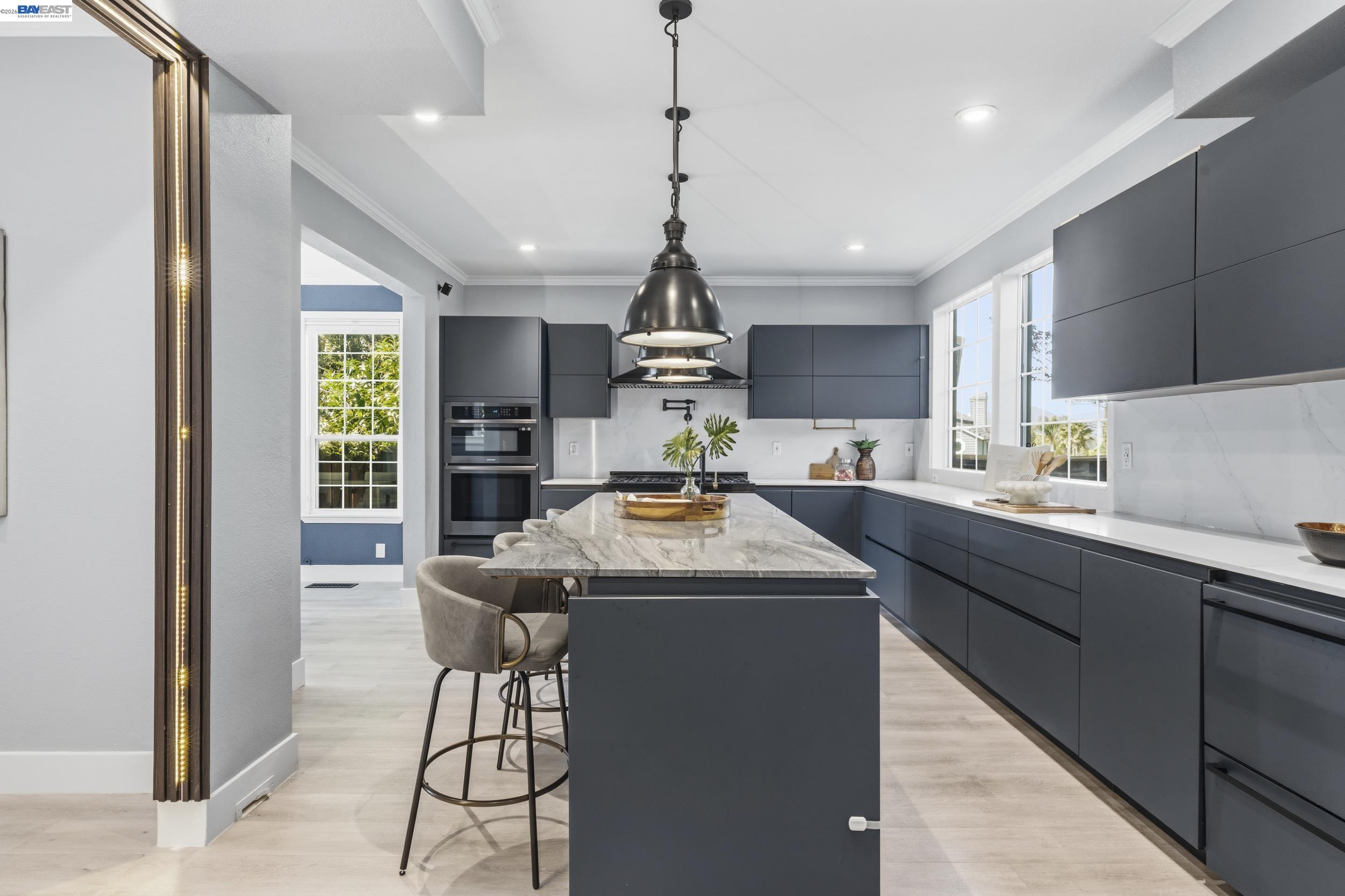 Detail Gallery Image 11 of 47 For 2775 Cantor Dr, Morgan Hill,  CA 95037 - 6 Beds | 4 Baths