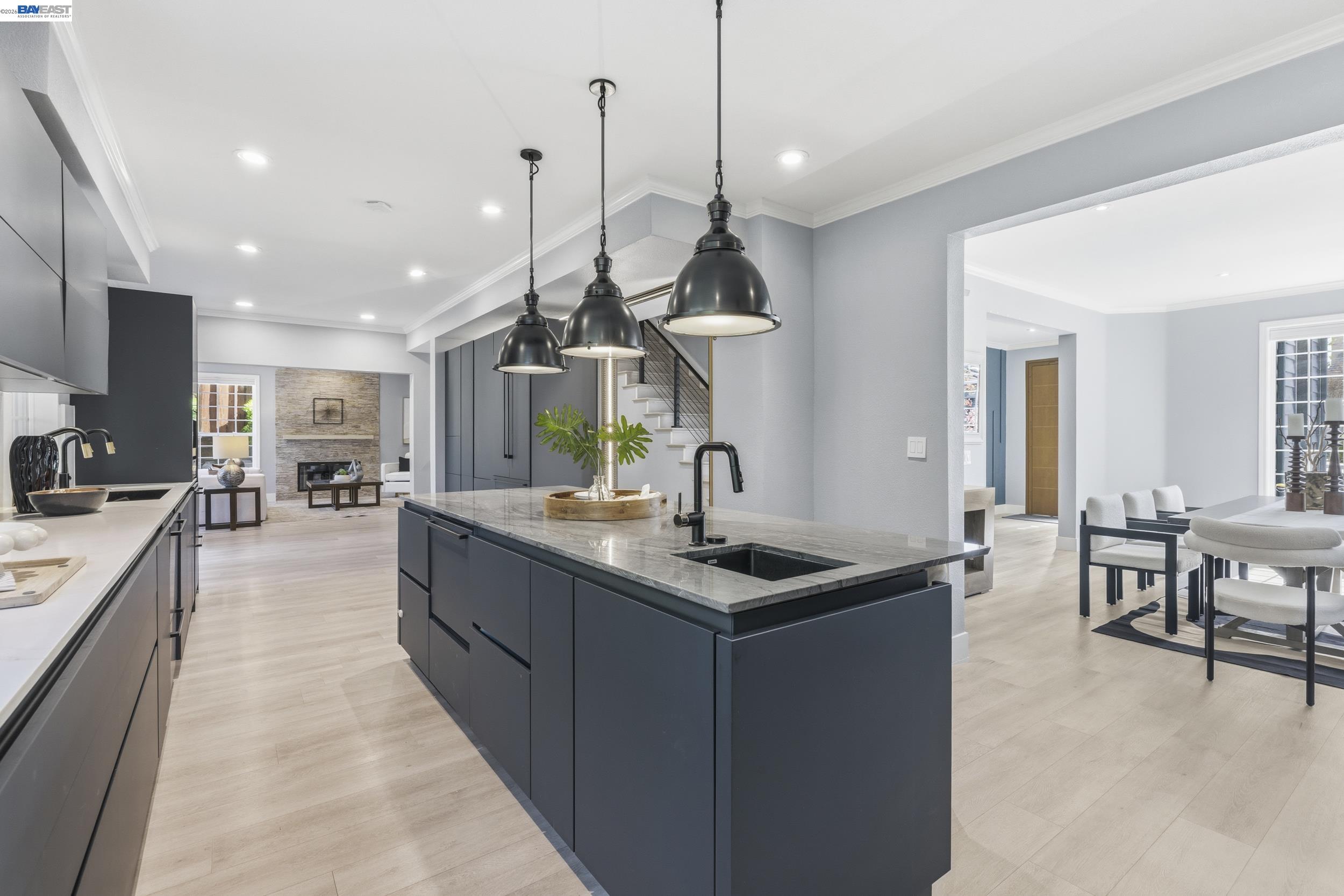 Detail Gallery Image 11 of 48 For 2775 Cantor Dr, Morgan Hill,  CA 95037 - 6 Beds | 4 Baths