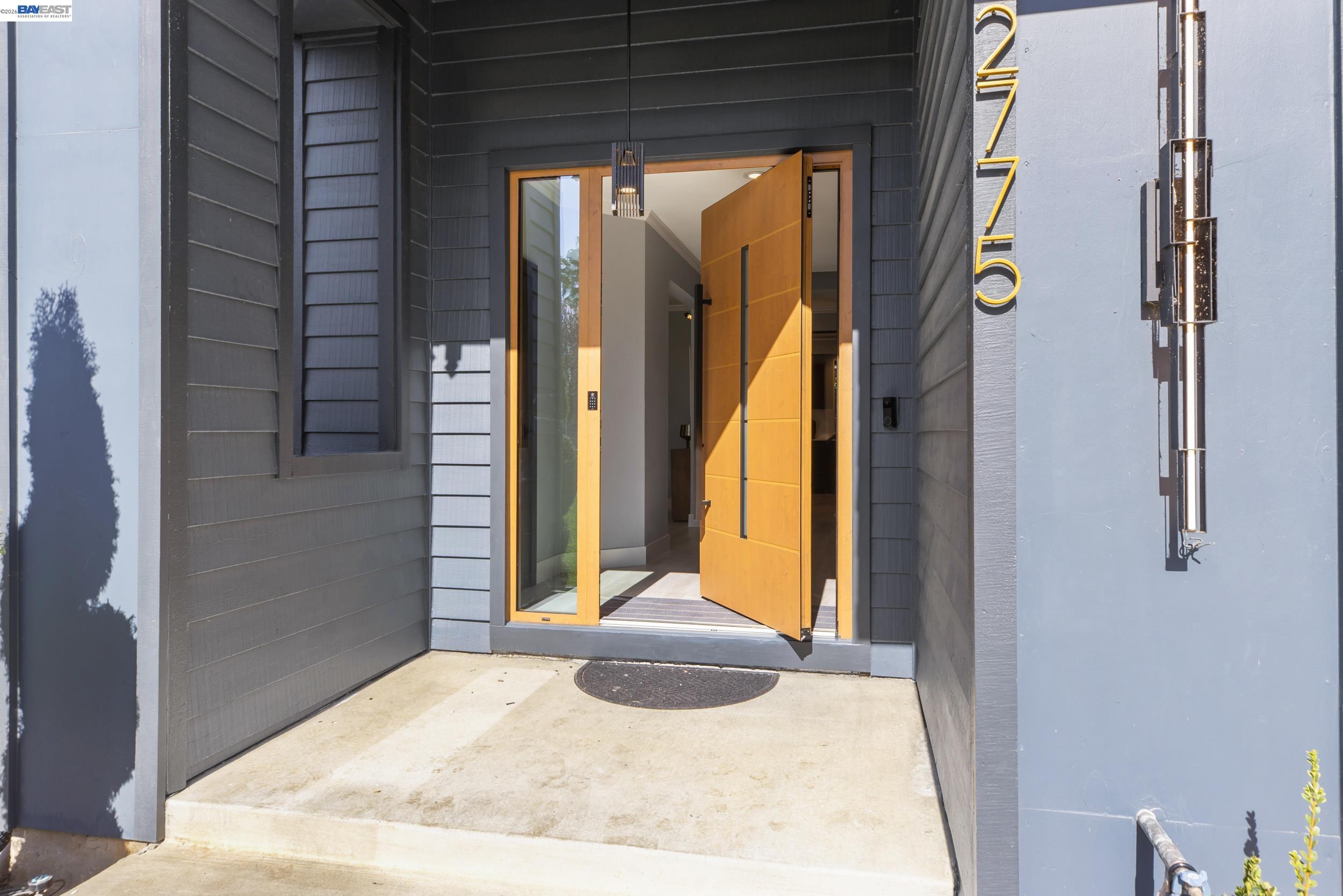 Detail Gallery Image 5 of 47 For 2775 Cantor Dr, Morgan Hill,  CA 95037 - 6 Beds | 4 Baths