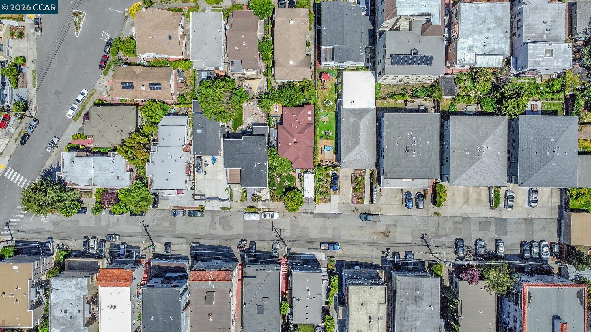 Detail Gallery Image 49 of 54 For 650 Hillsborough St, Oakland,  CA 94606 - – Beds | – Baths