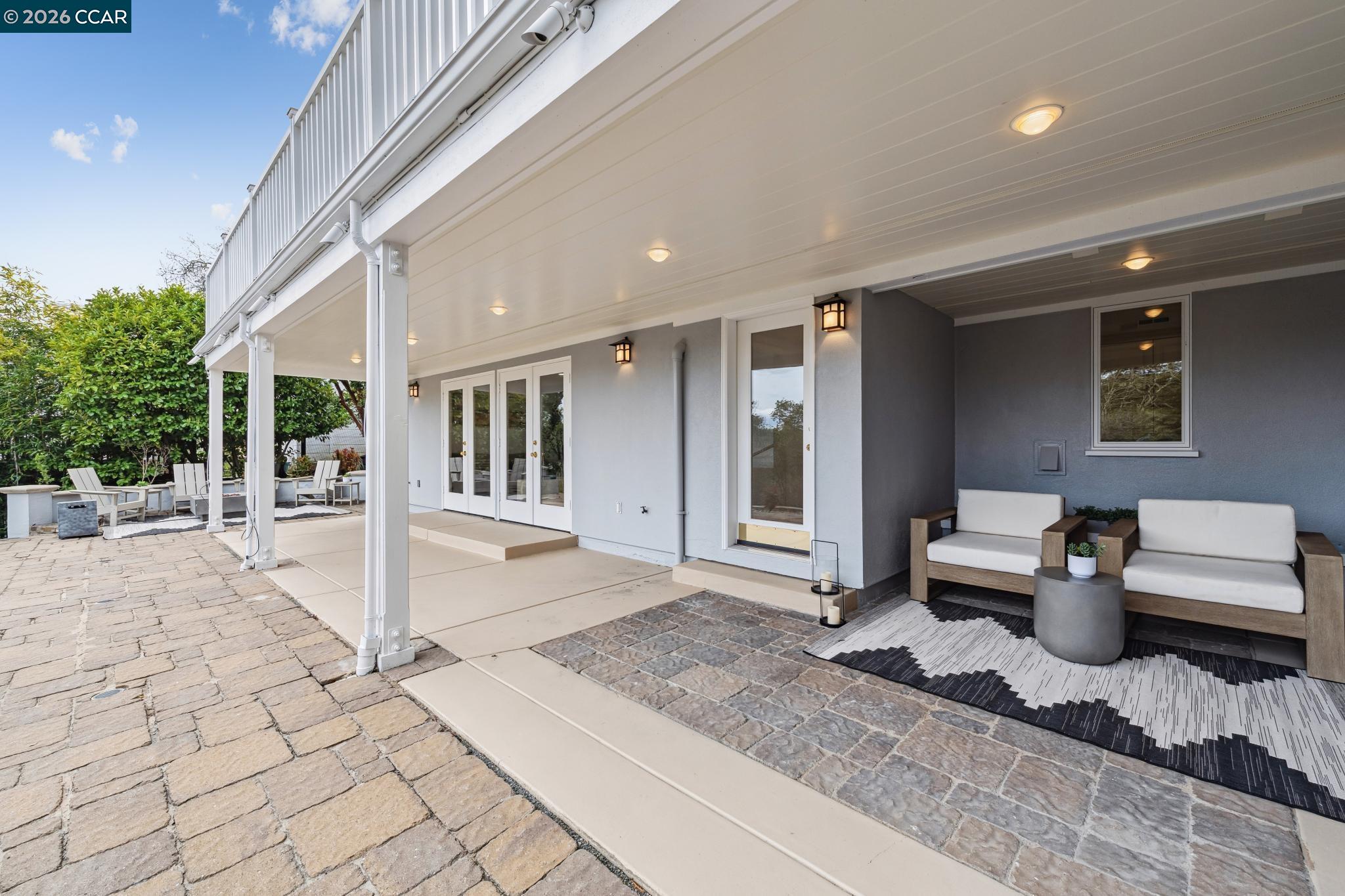 Detail Gallery Image 39 of 60 For 15 Los Dedos, Orinda,  CA 94563 - 4 Beds | 3/1 Baths