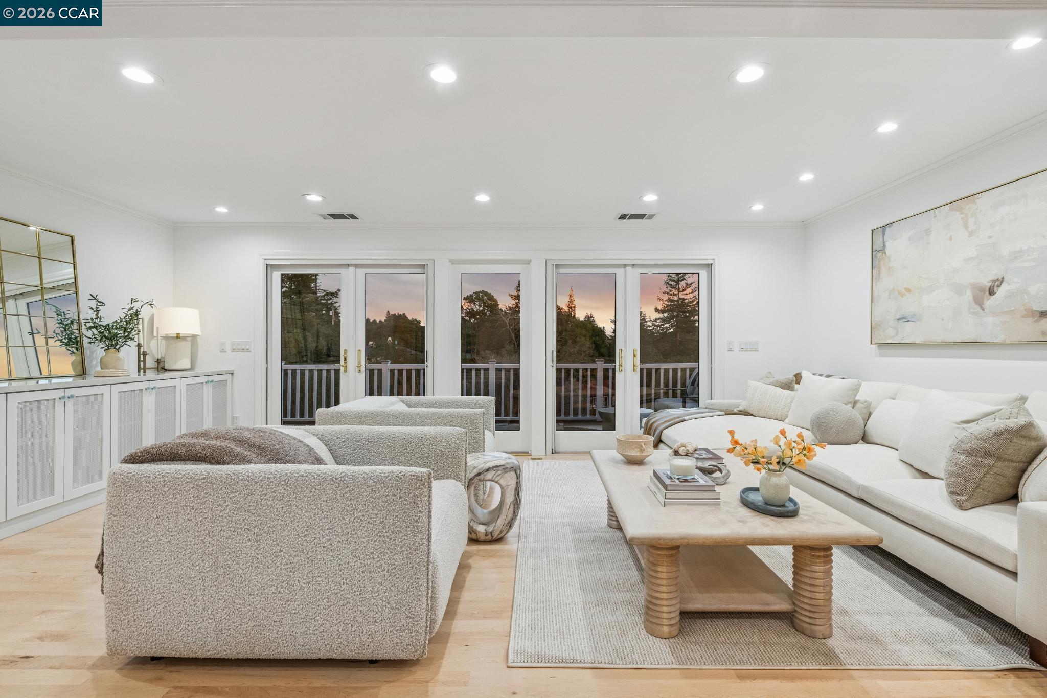 Detail Gallery Image 47 of 60 For 15 Los Dedos, Orinda,  CA 94563 - 4 Beds | 3/1 Baths