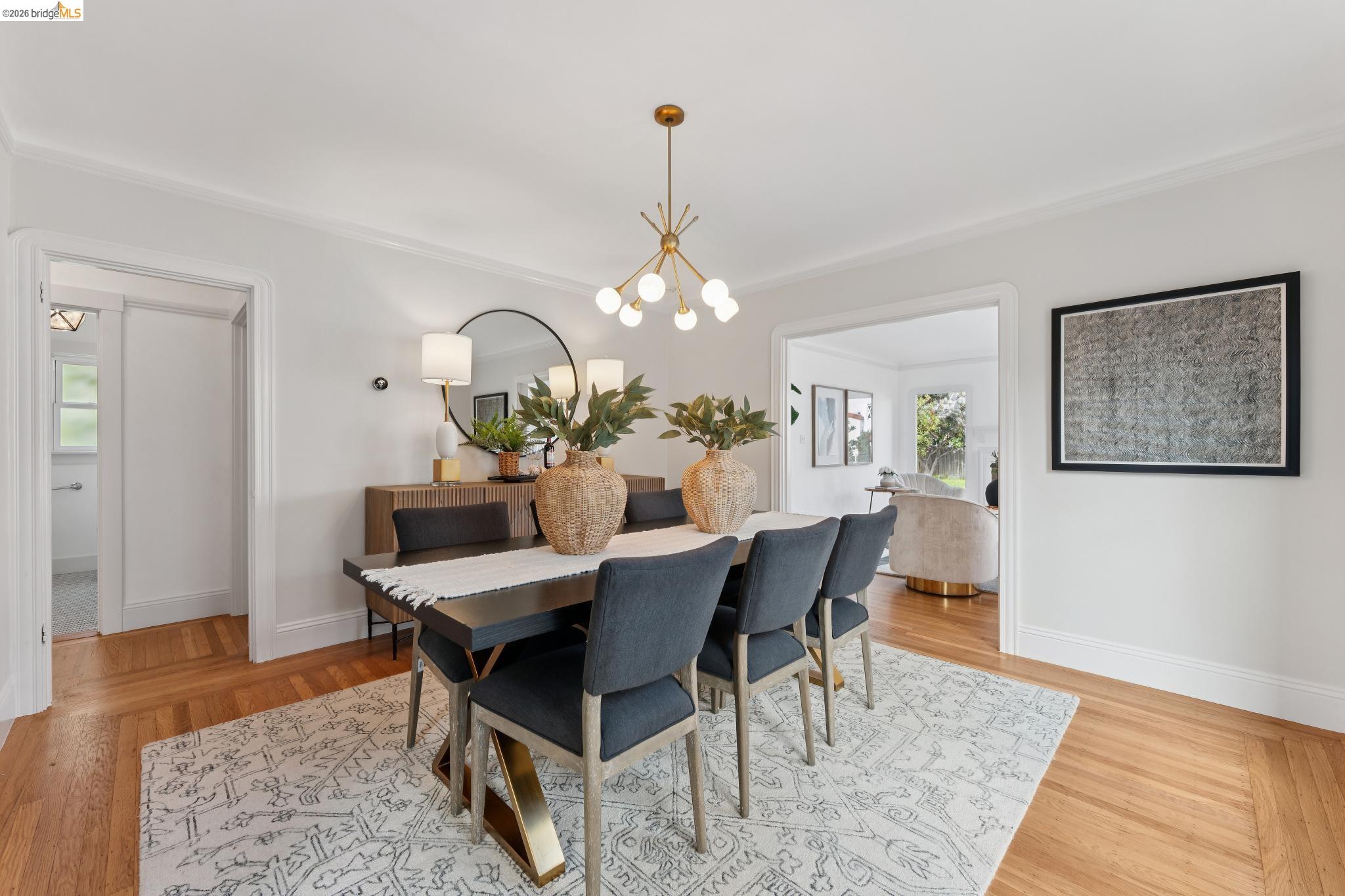 Detail Gallery Image 13 of 44 For 5721 Roberts Ave, Oakland,  CA 94605 - 2 Beds | 1 Baths