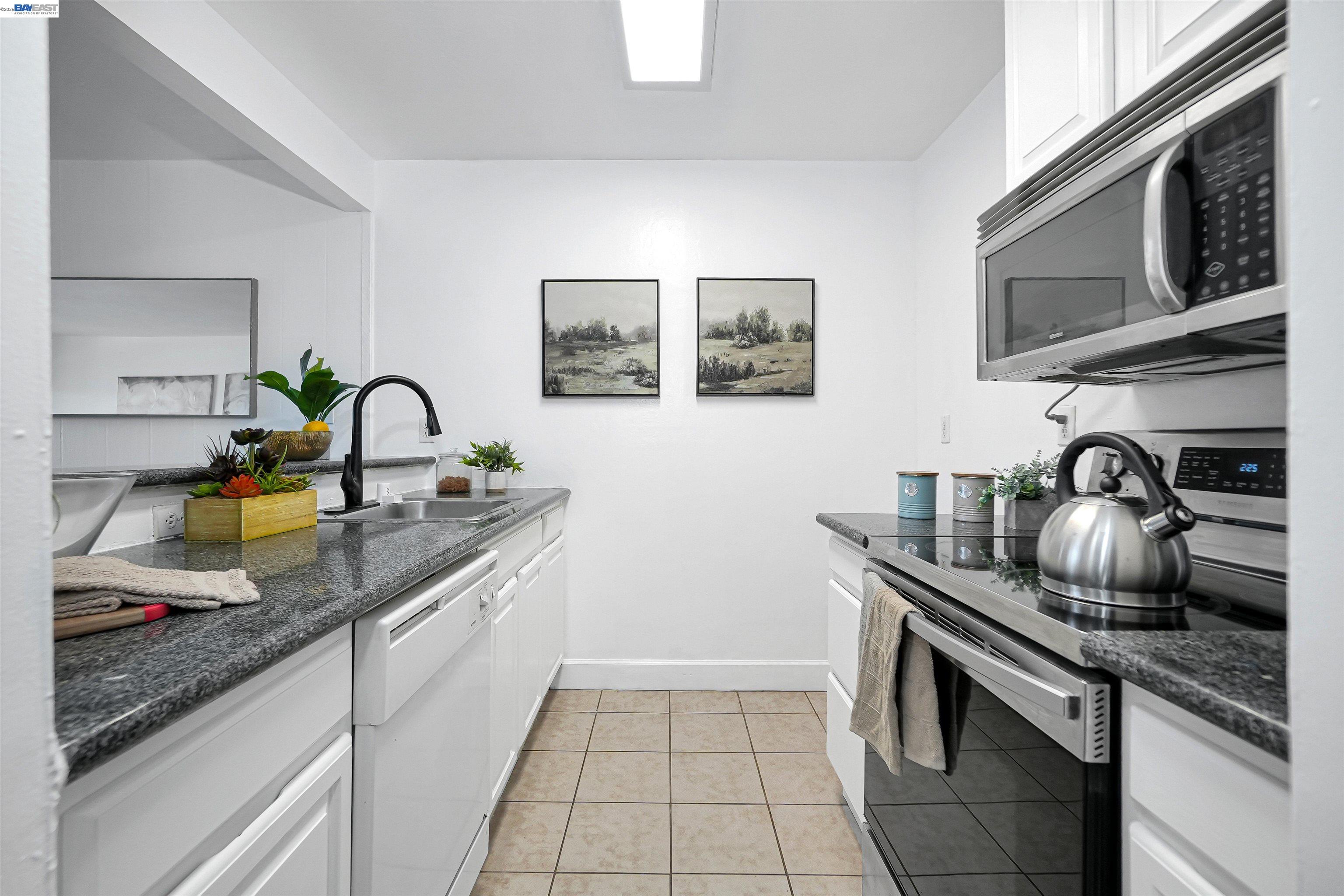 Photo #13: 41124899 Listing: Photo #13