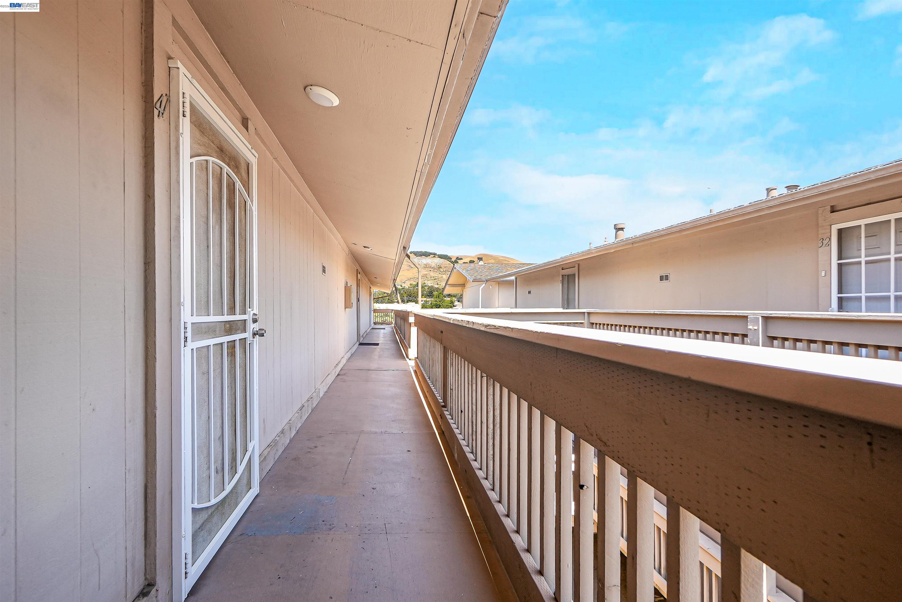 Photo #3: 41124899 Listing: Photo #3