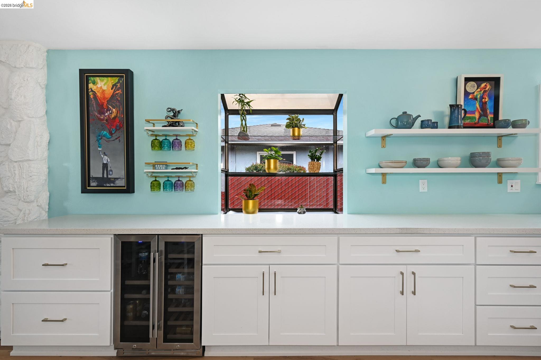 Detail Gallery Image 13 of 41 For 2269 Cypress Ave, San Pablo,  CA 94806 - 3 Beds | 2/1 Baths