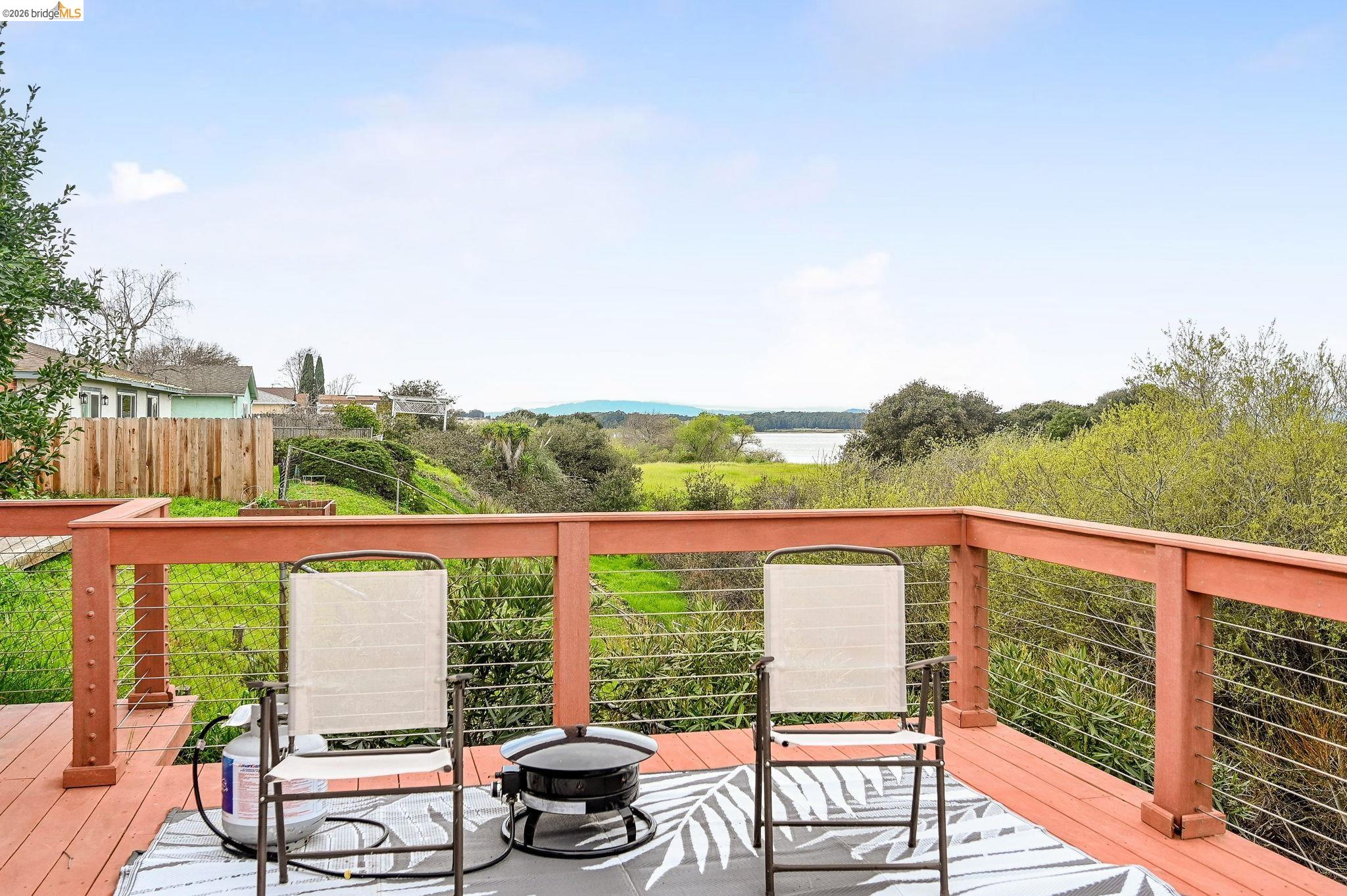 Detail Gallery Image 33 of 41 For 2269 Cypress Ave, San Pablo,  CA 94806 - 3 Beds | 2/1 Baths