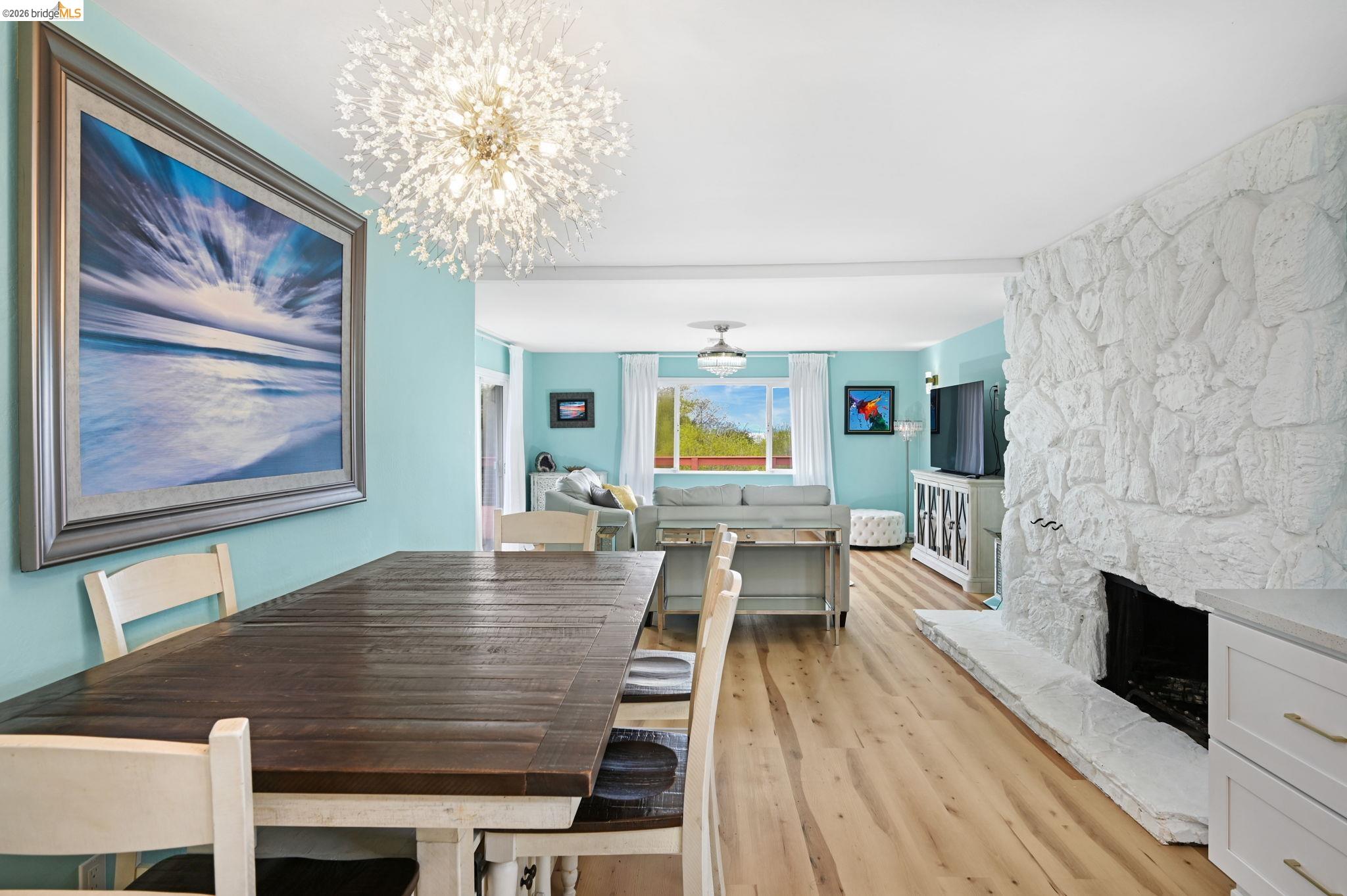 Detail Gallery Image 8 of 41 For 2269 Cypress Ave, San Pablo,  CA 94806 - 3 Beds | 2/1 Baths