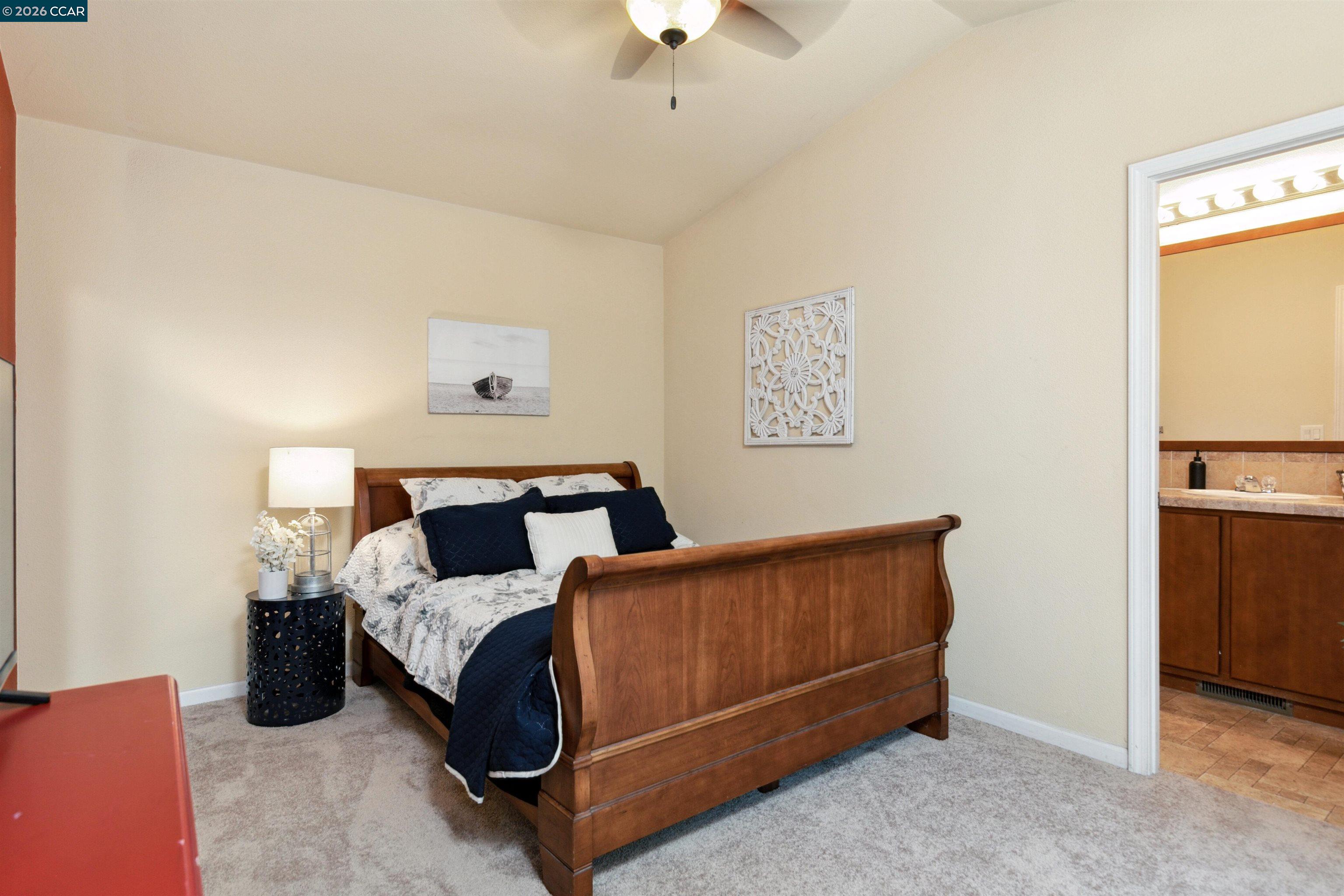 Detail Gallery Image 23 of 40 For 60 Hampton Road, Martinez,  CA 94553 - 2 Beds | 2 Baths