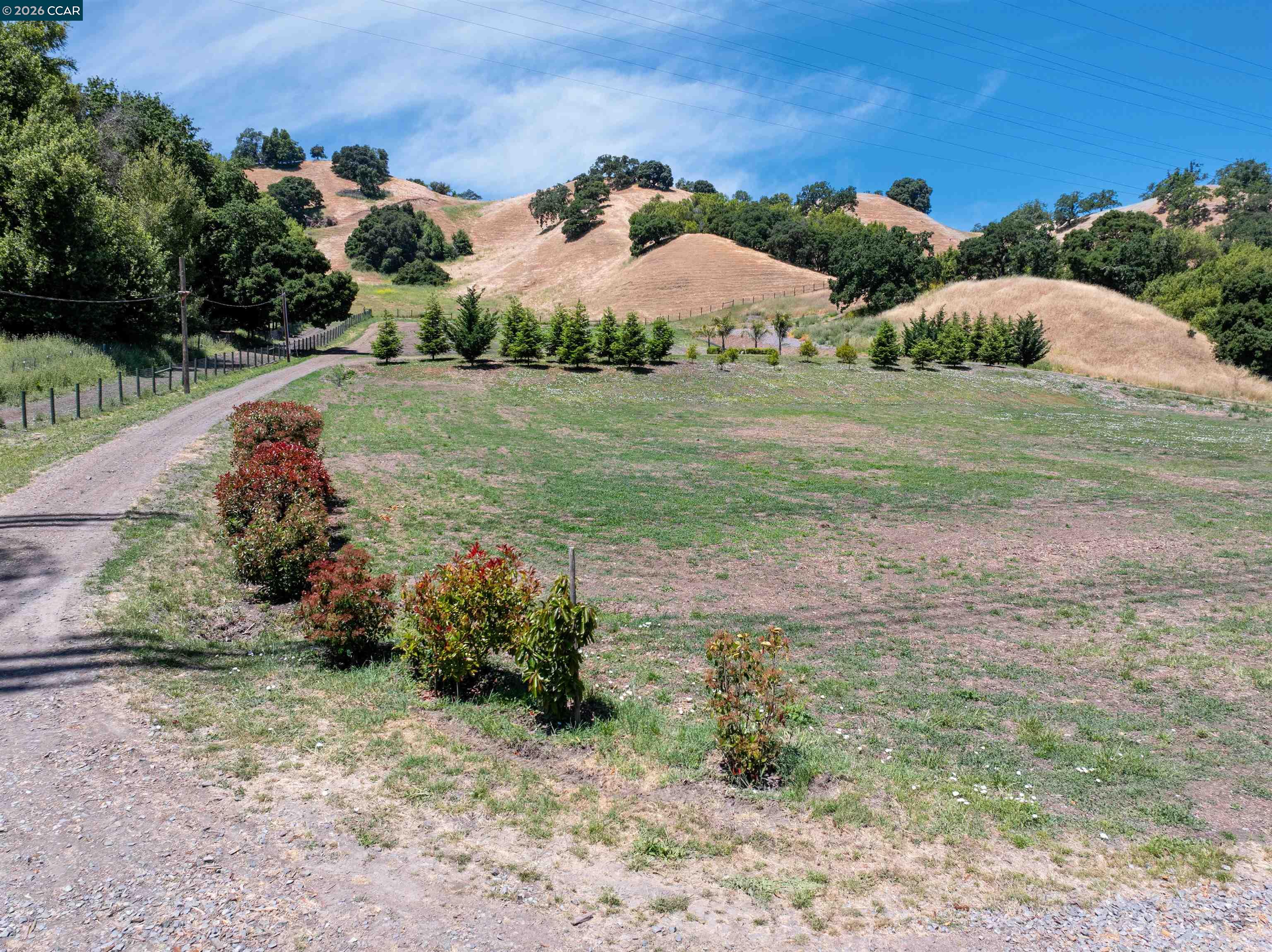 Detail Gallery Image 32 of 40 For 60 Hampton Road, Martinez,  CA 94553 - 2 Beds | 2 Baths